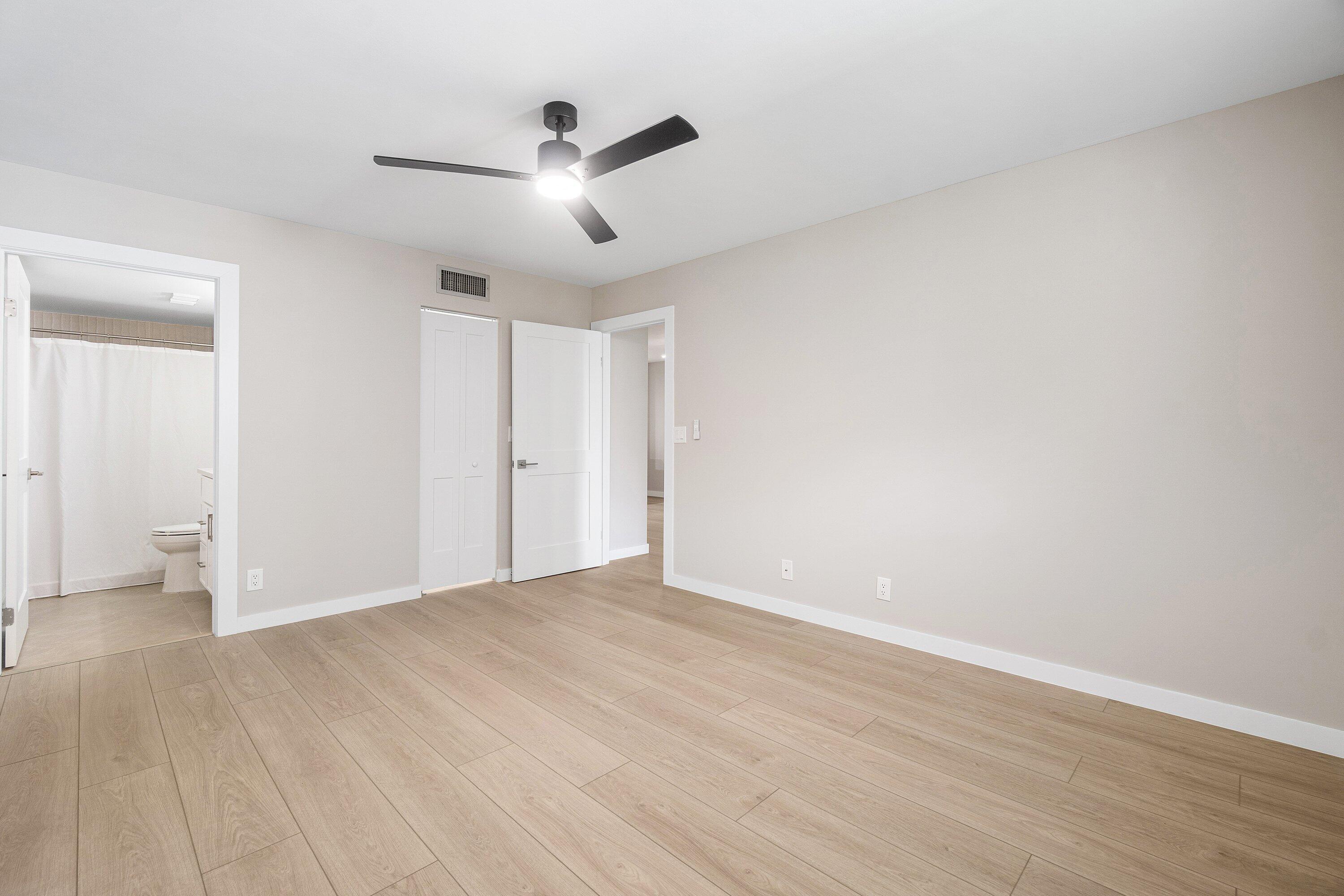 SABAL PINE EAST CONDO - Residential