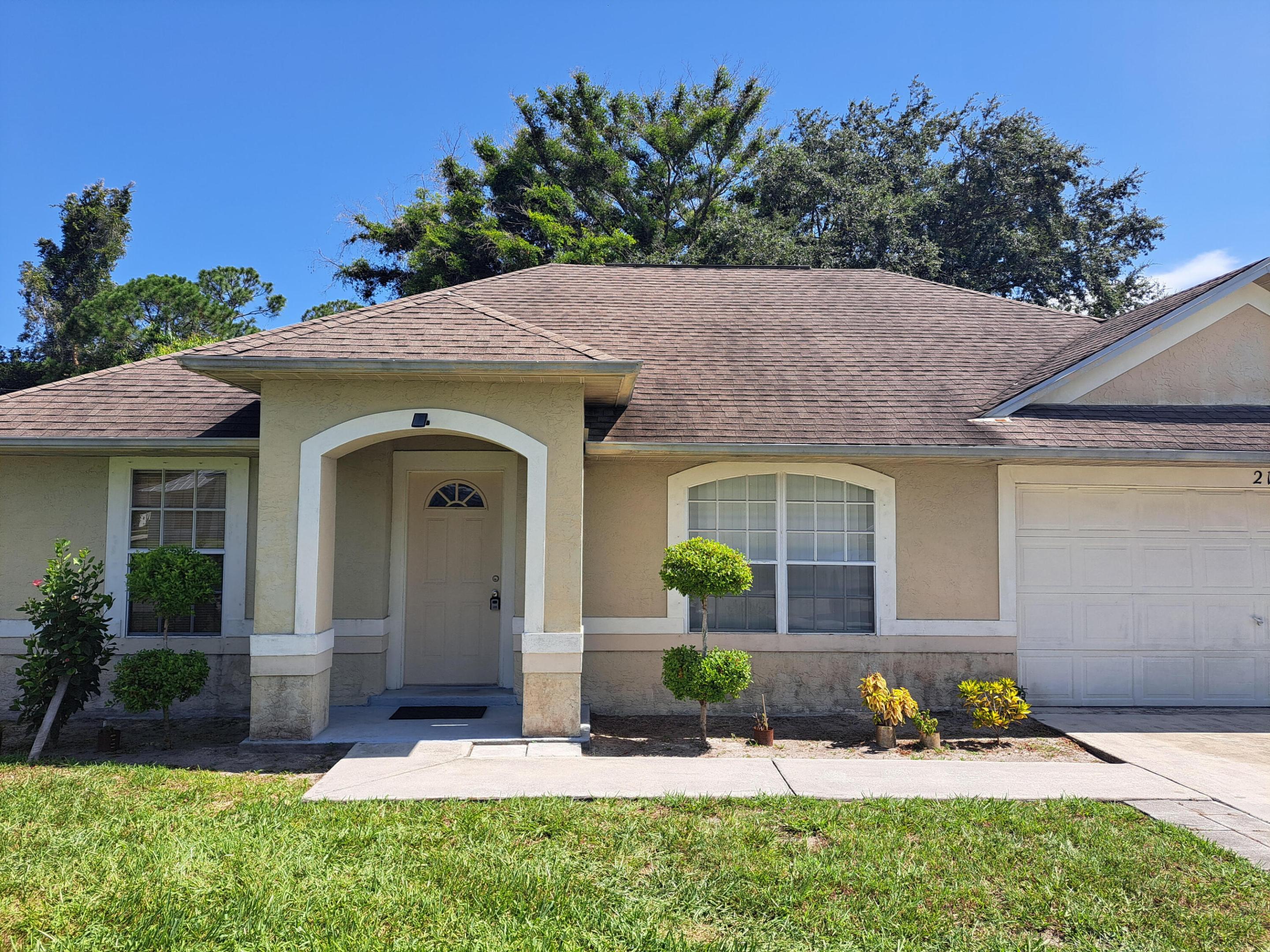PORT ST LUCIE SECTION 4 - Residential