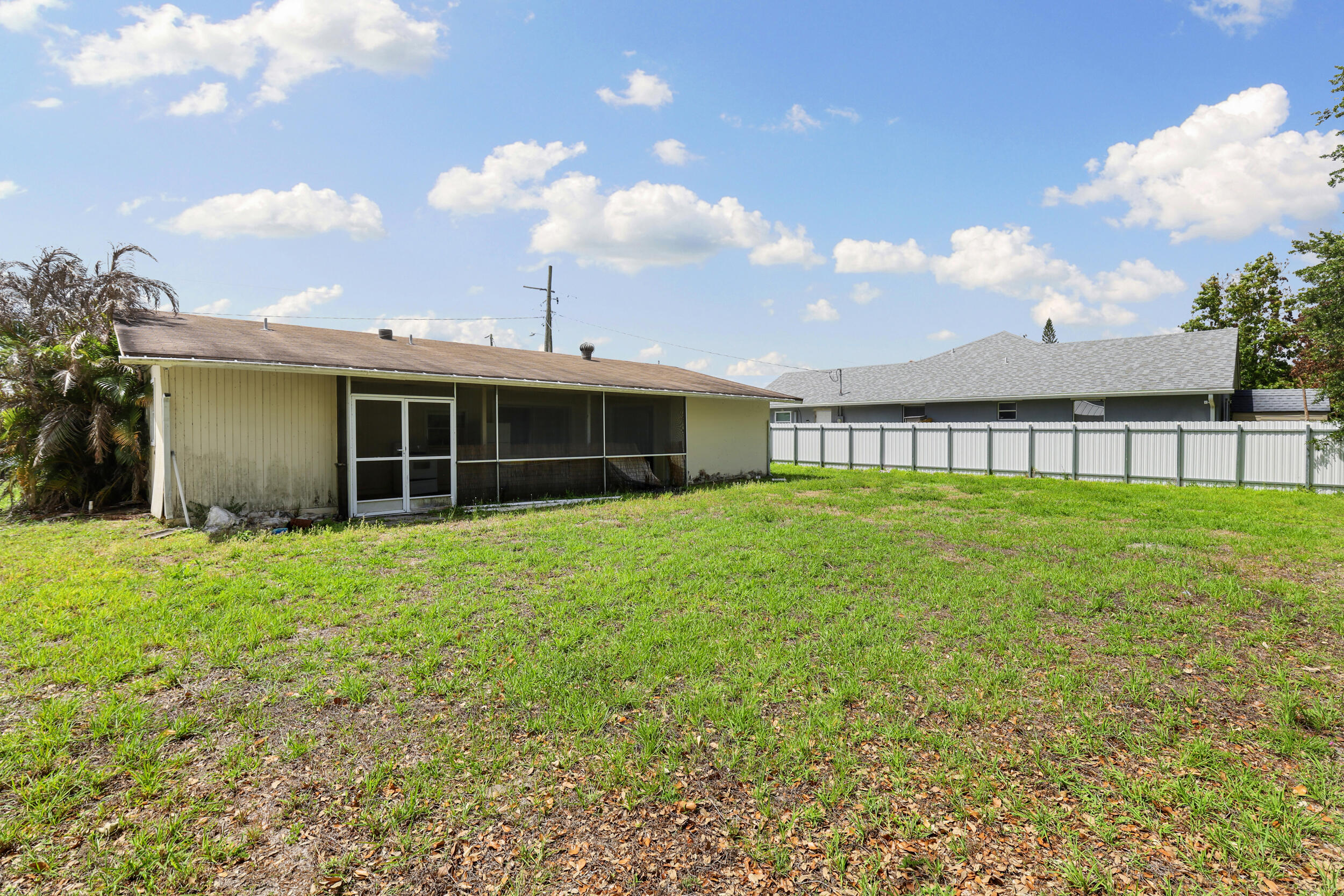 PORT ST LUCIE SECTION 27 - Residential
