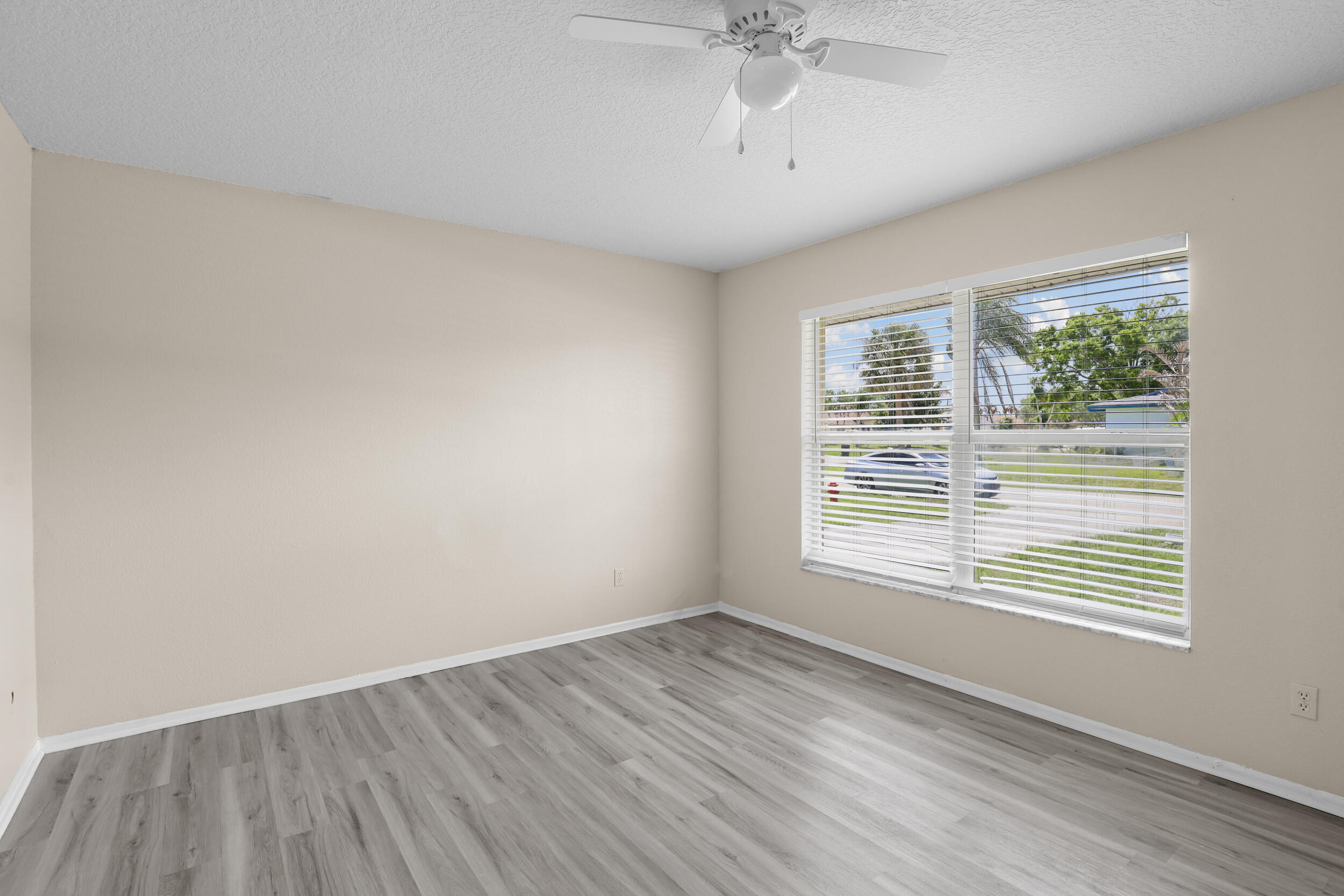PORT ST LUCIE SECTION 27 - Residential