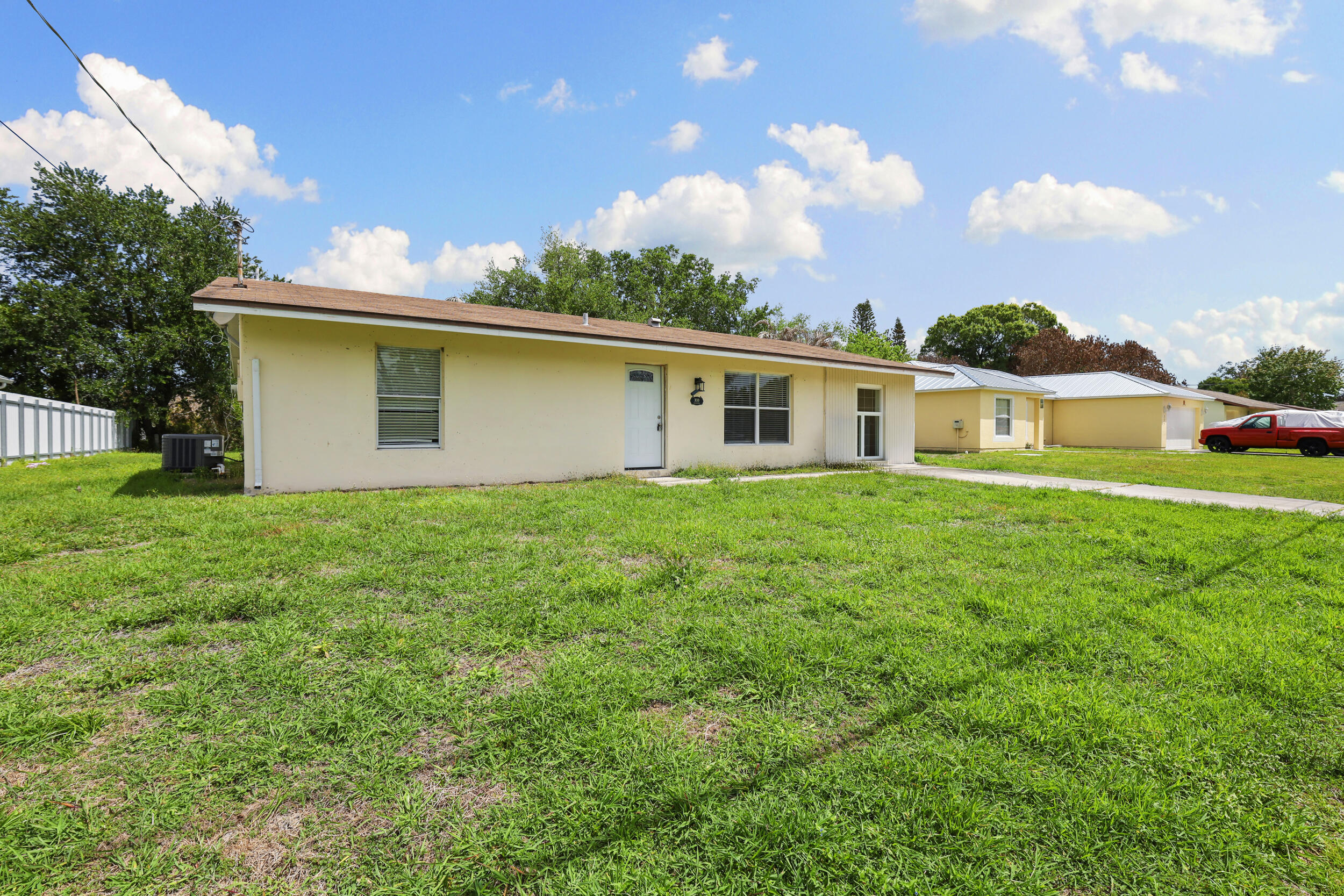 PORT ST LUCIE SECTION 27 - Residential