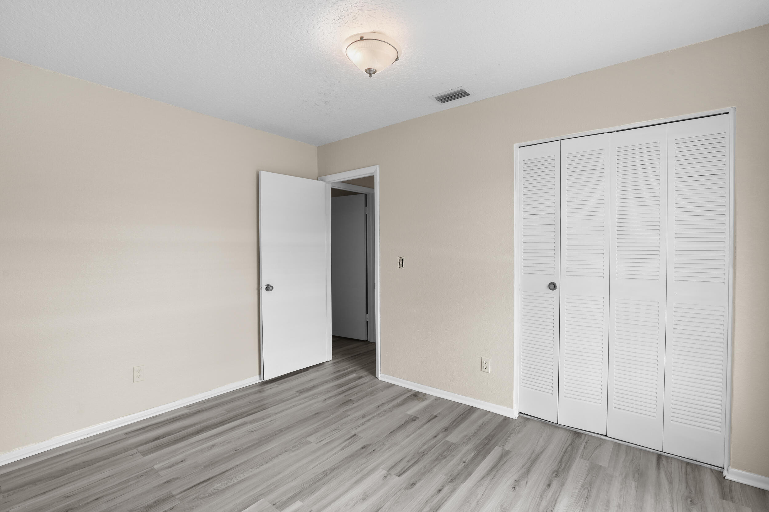 PORT ST LUCIE SECTION 27 - Residential