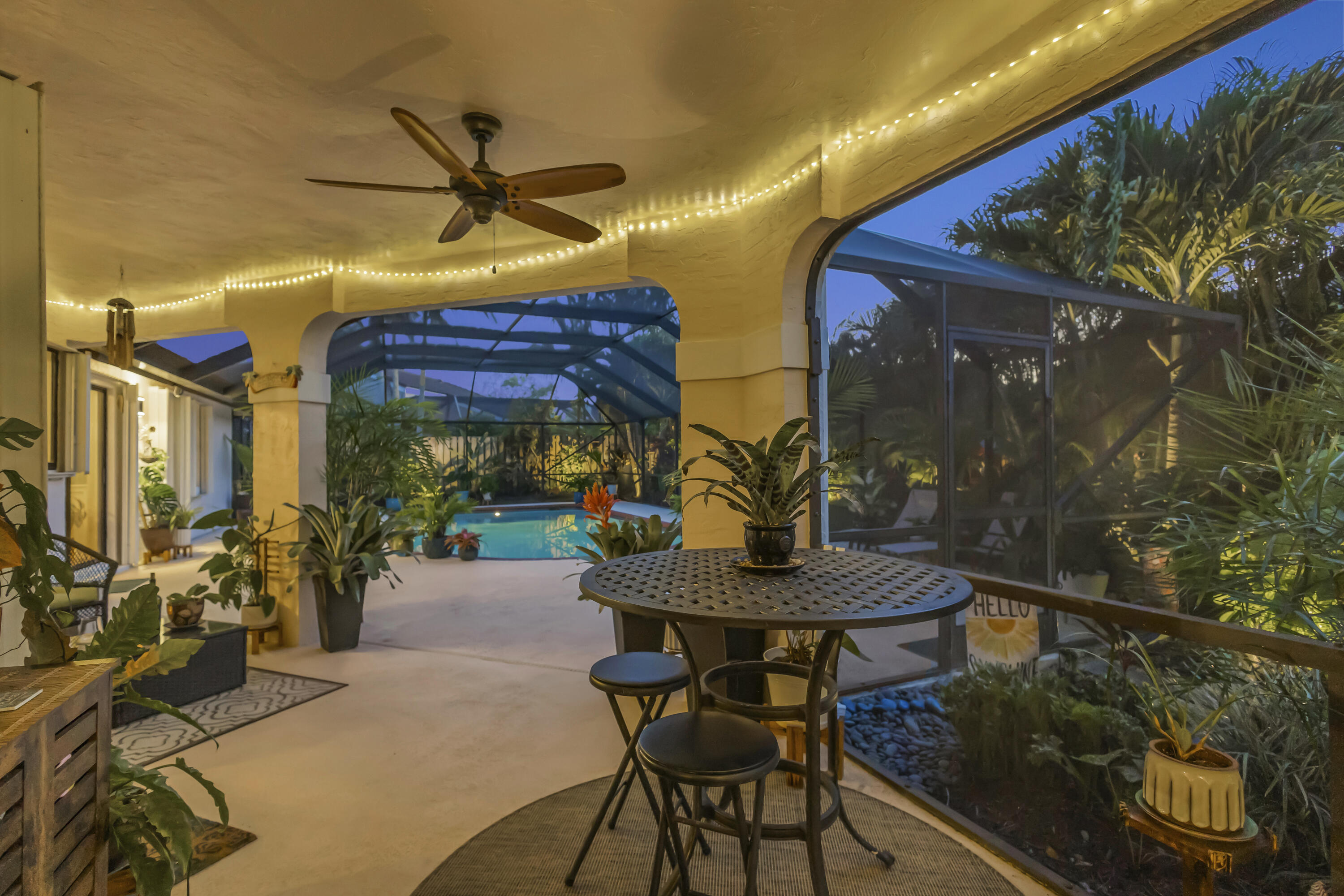 GREENVIEW SHORES 2 OF WELLINGTON - Residential