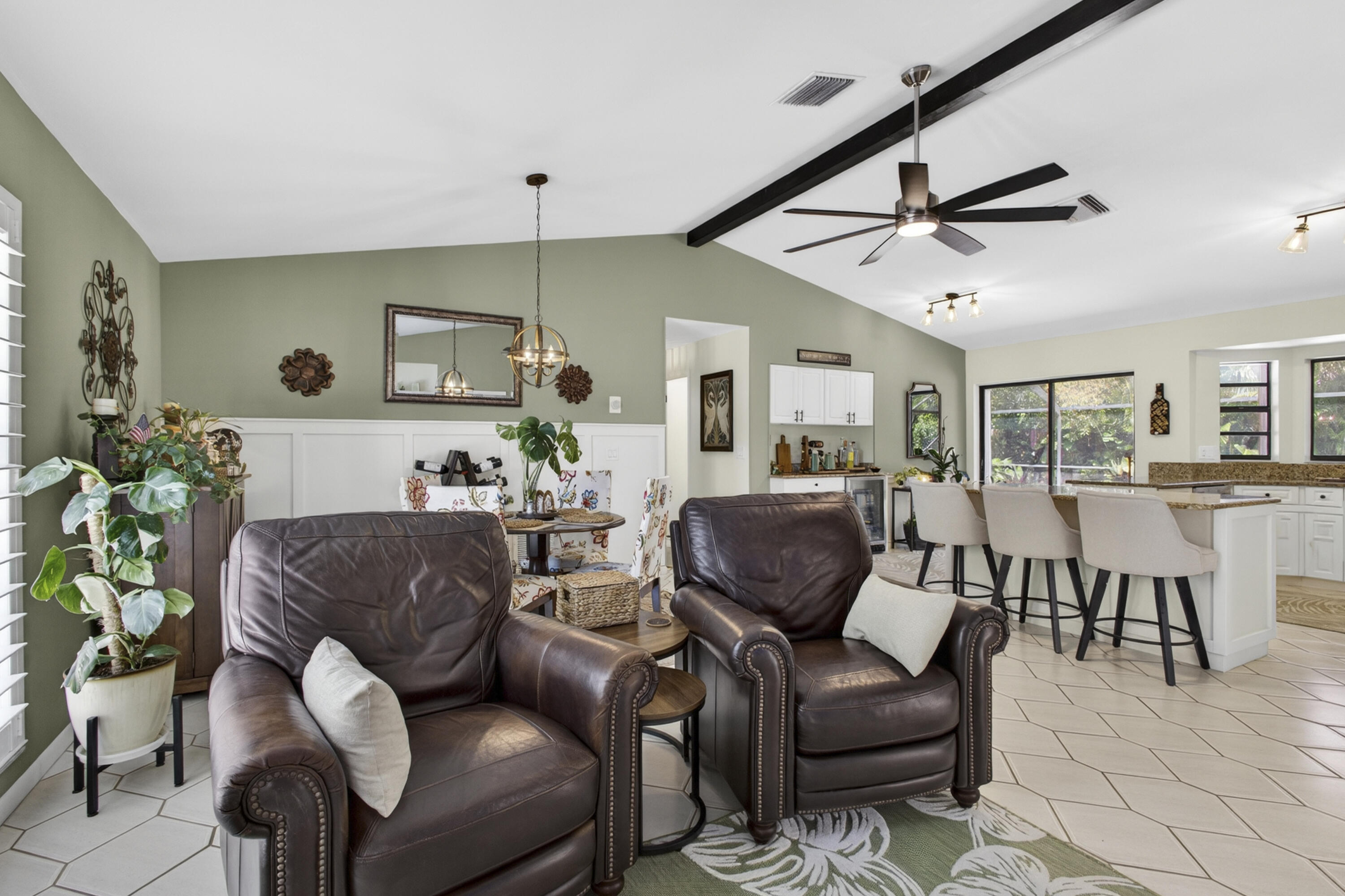 GREENVIEW SHORES 2 OF WELLINGTON - Residential