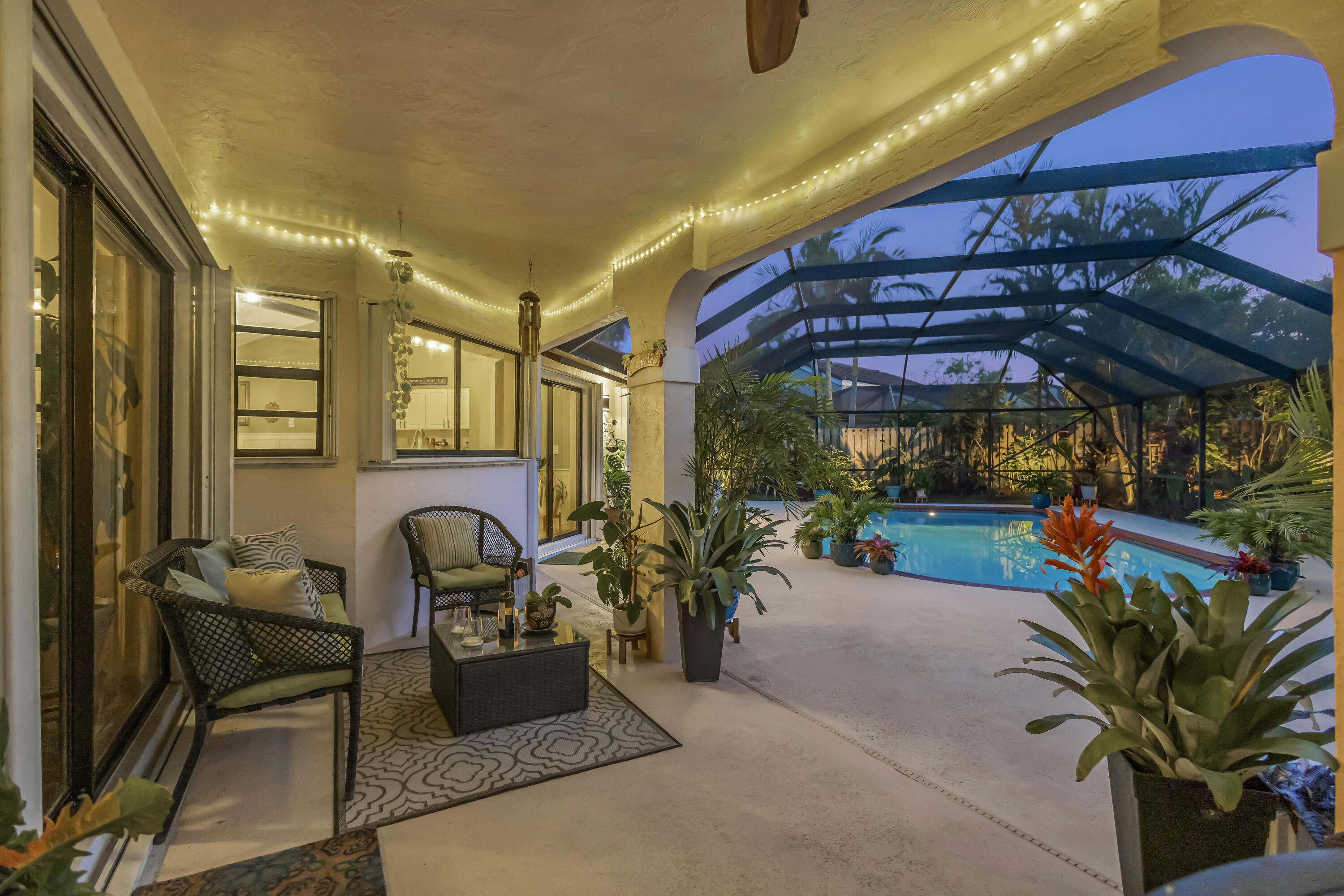 GREENVIEW SHORES 2 OF WELLINGTON - Residential