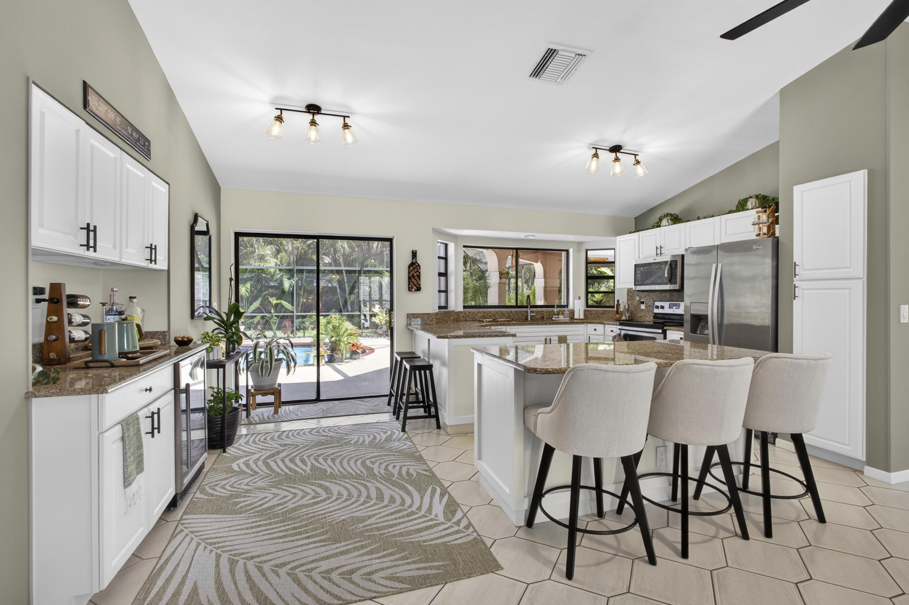 GREENVIEW SHORES 2 OF WELLINGTON - Residential