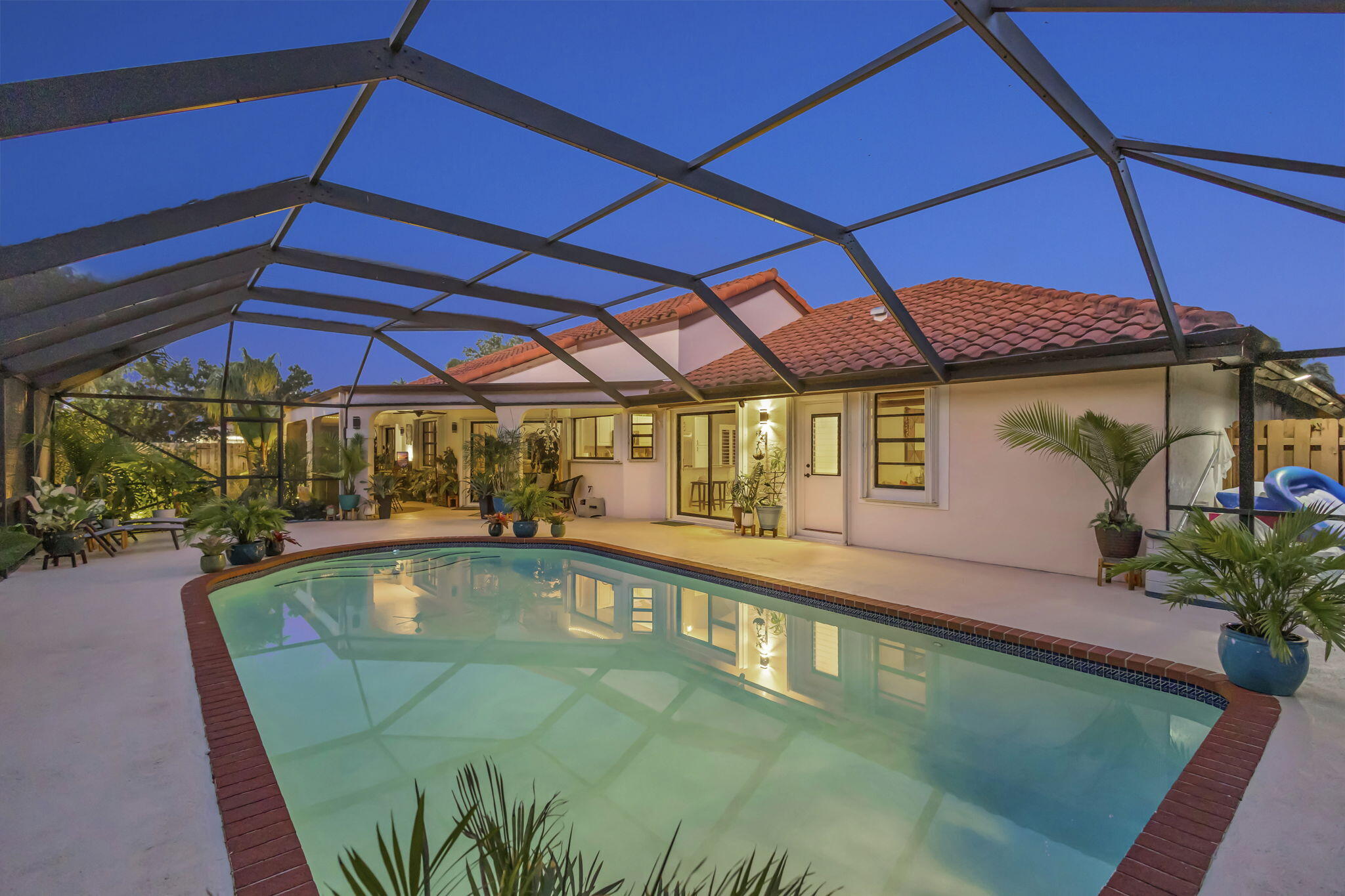 GREENVIEW SHORES 2 OF WELLINGTON - Residential