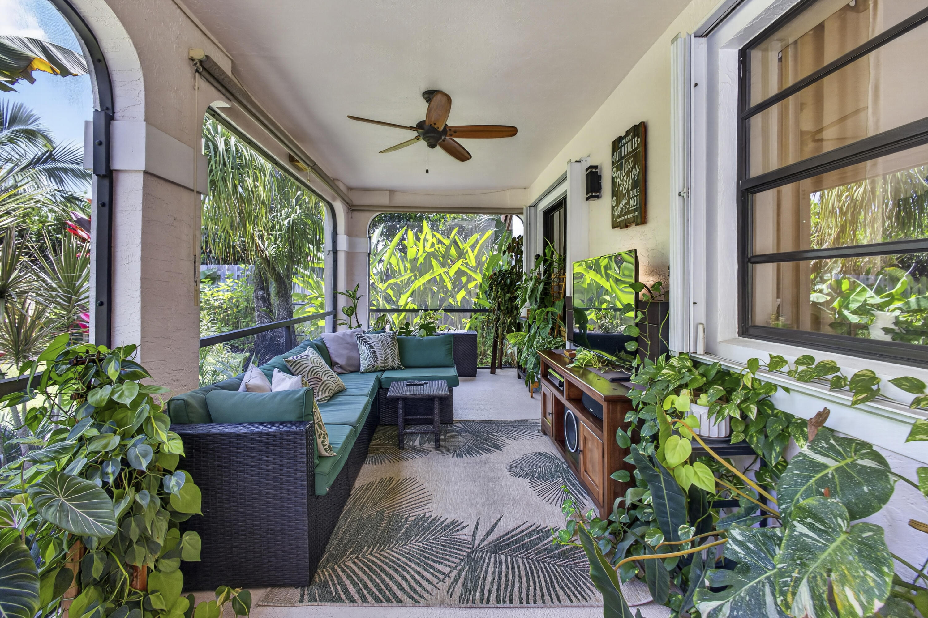 GREENVIEW SHORES 2 OF WELLINGTON - Residential