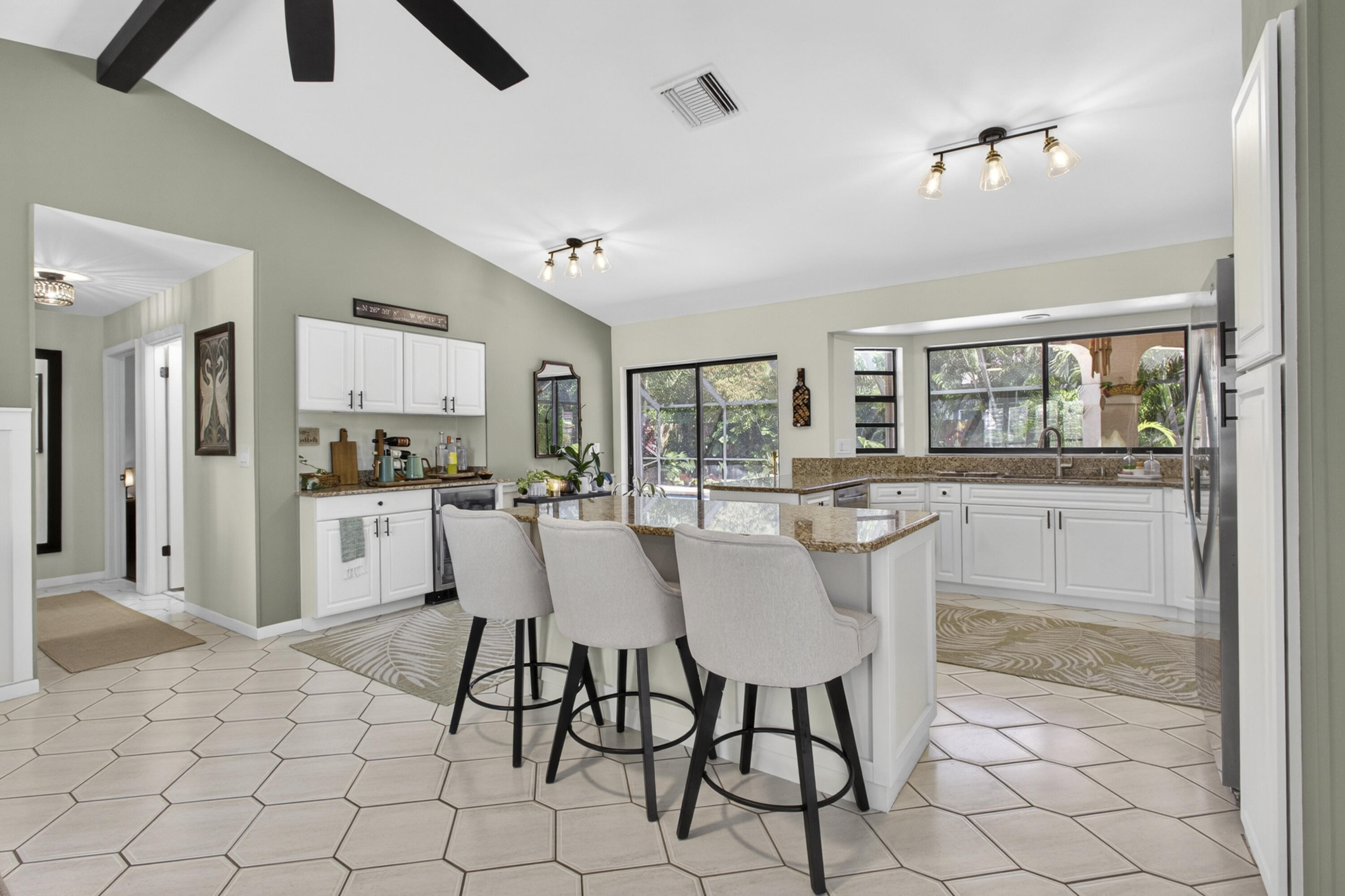 GREENVIEW SHORES 2 OF WELLINGTON - Residential