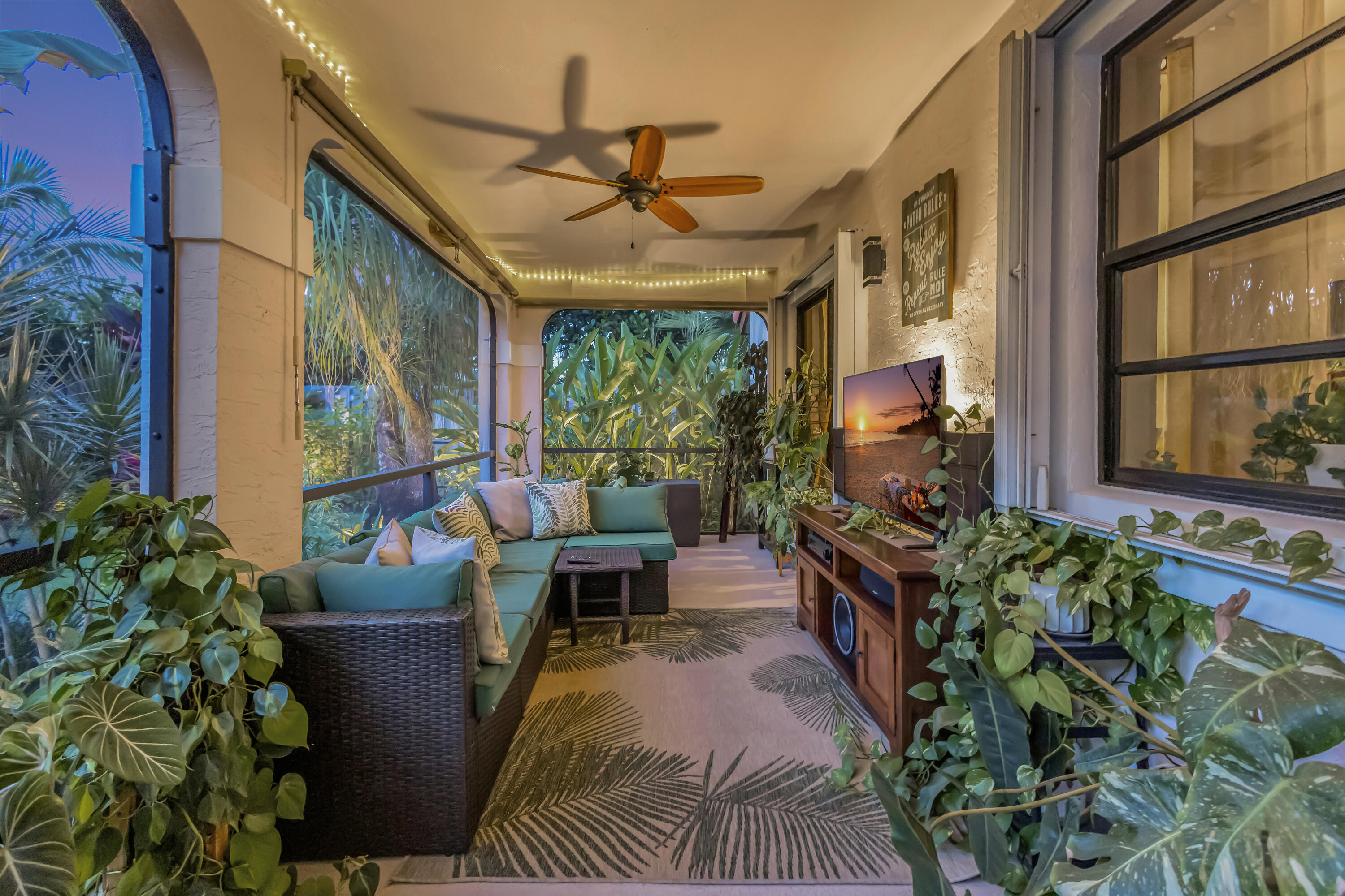 GREENVIEW SHORES 2 OF WELLINGTON - Residential