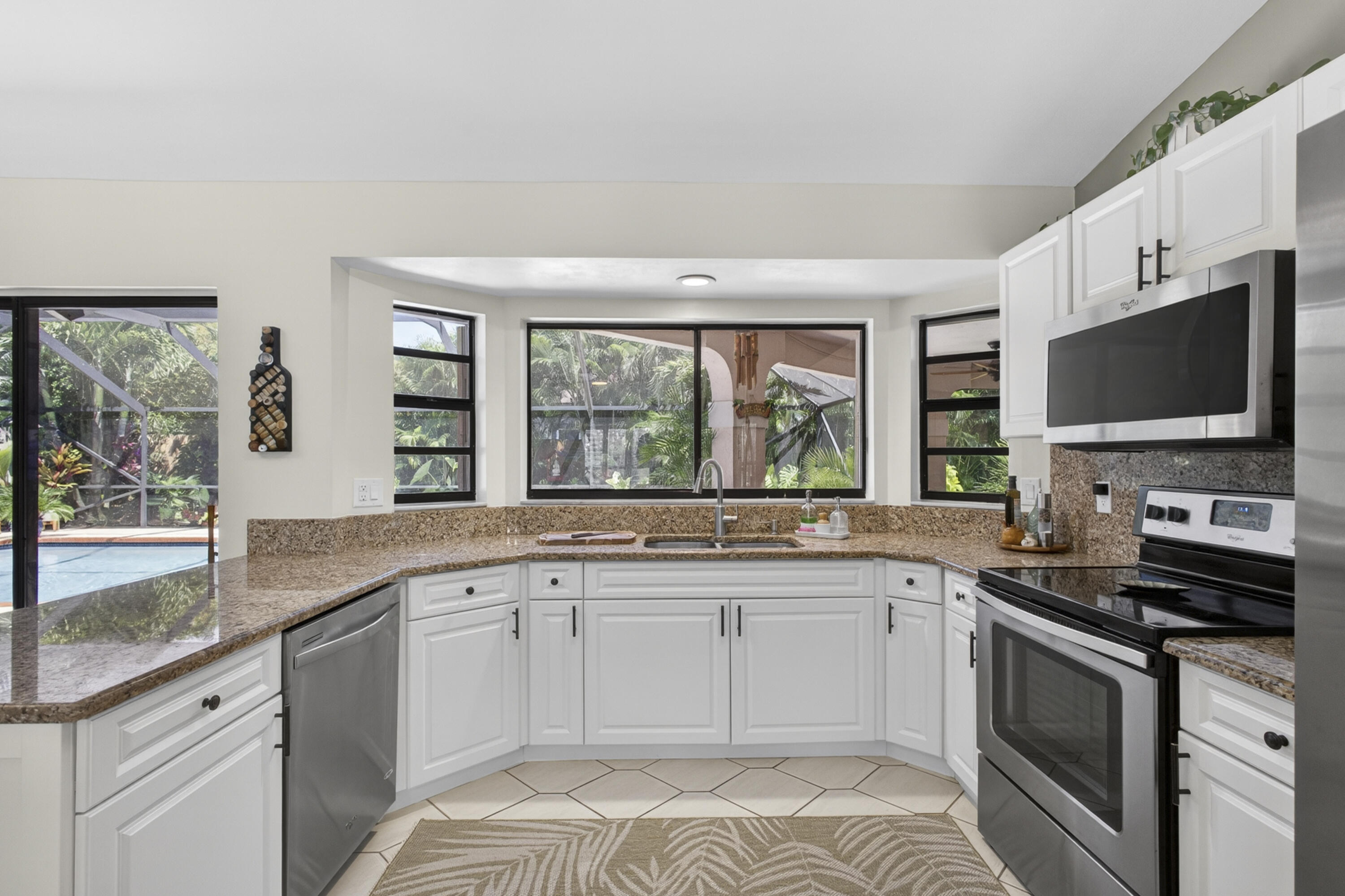 GREENVIEW SHORES 2 OF WELLINGTON - Residential