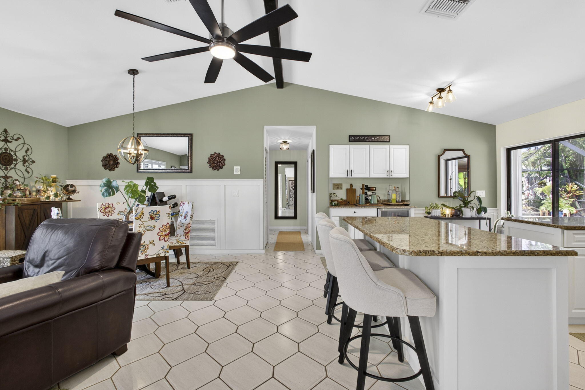 GREENVIEW SHORES 2 OF WELLINGTON - Residential