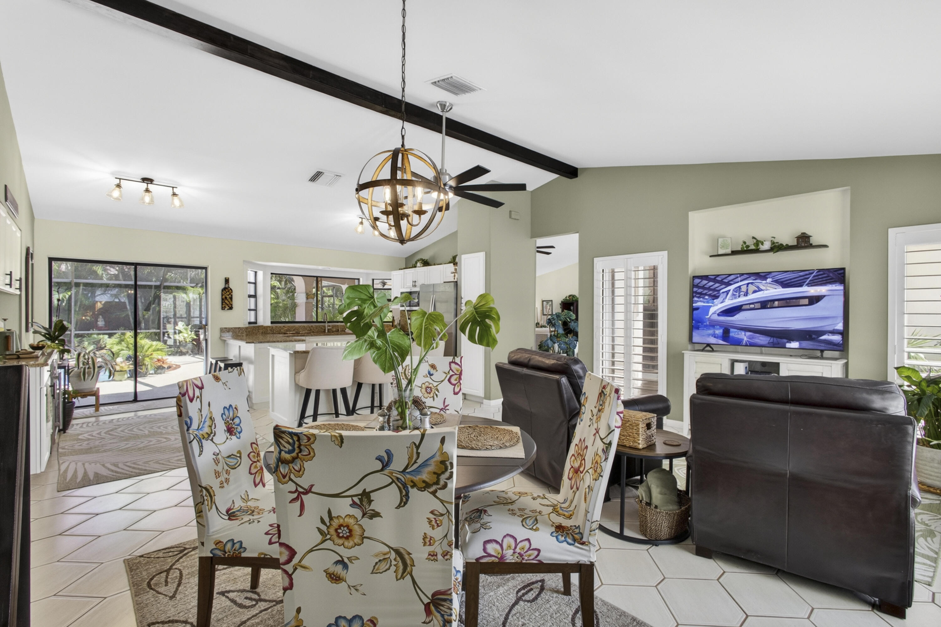 GREENVIEW SHORES 2 OF WELLINGTON - Residential