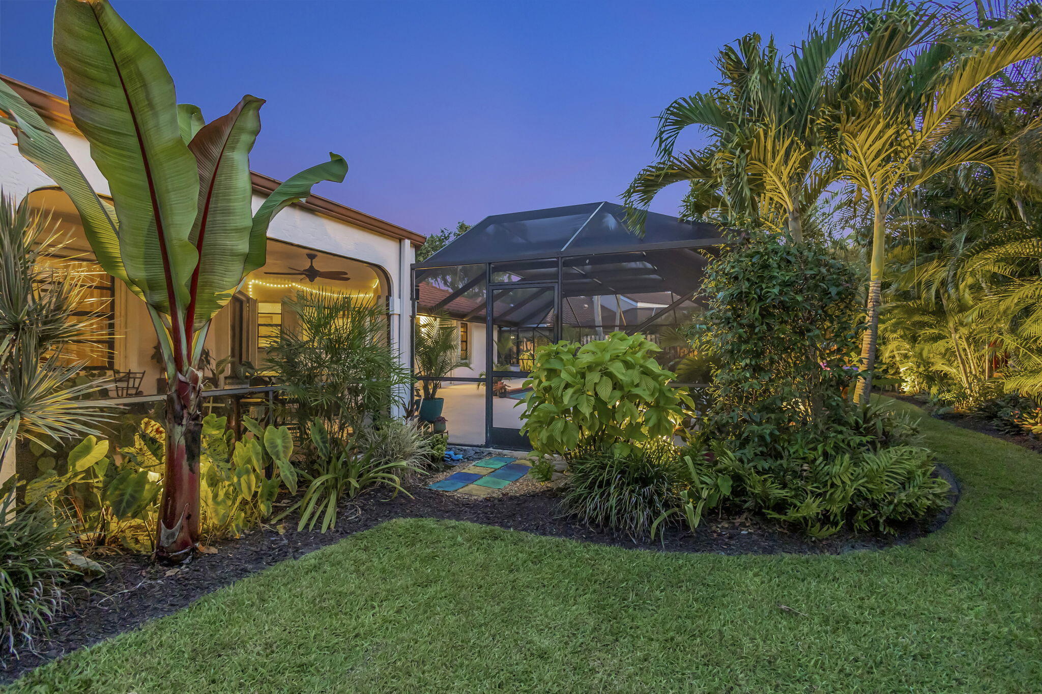 GREENVIEW SHORES 2 OF WELLINGTON - Residential