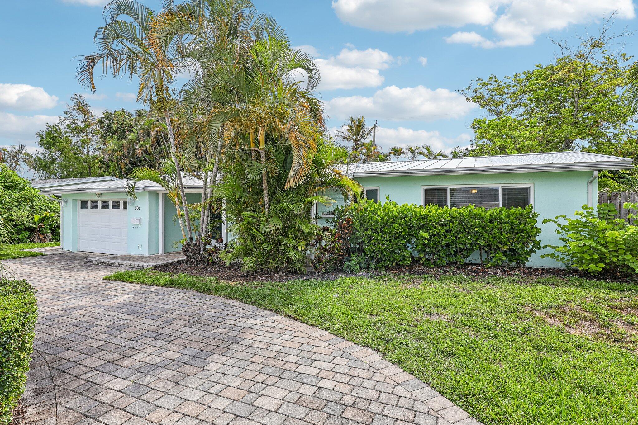 DEERFIELD BEACH GARDENS - Residential
