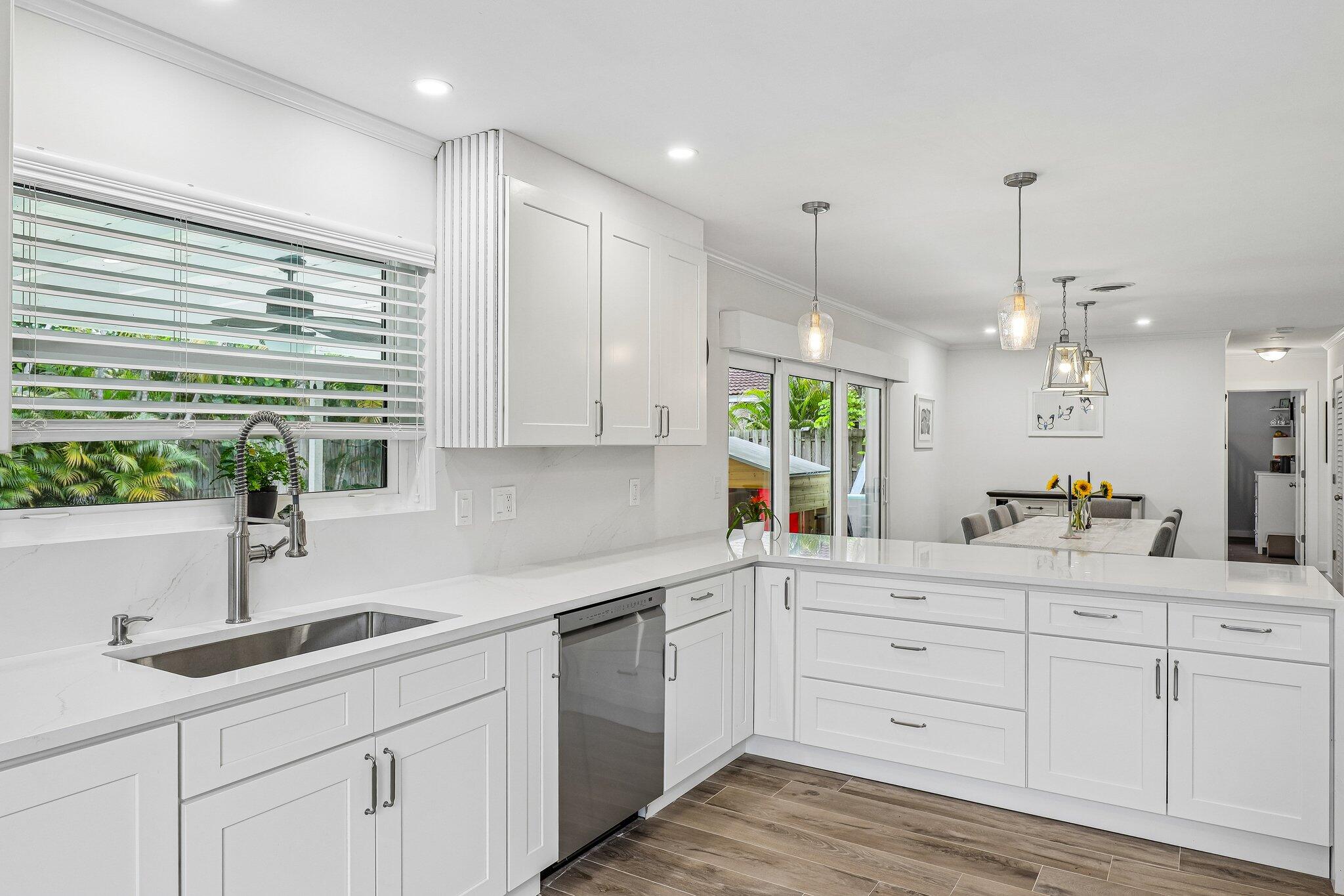 DEERFIELD BEACH GARDENS - Residential