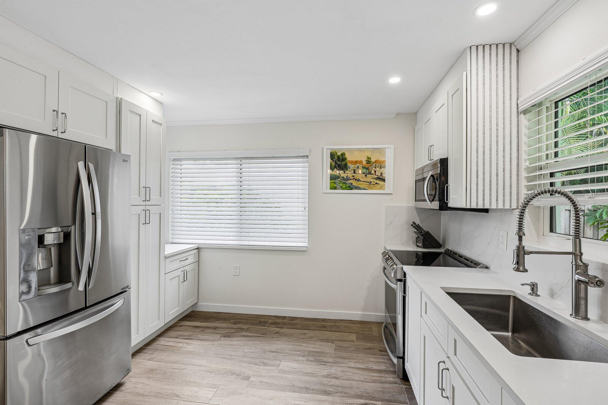 DEERFIELD BEACH GARDENS - Residential
