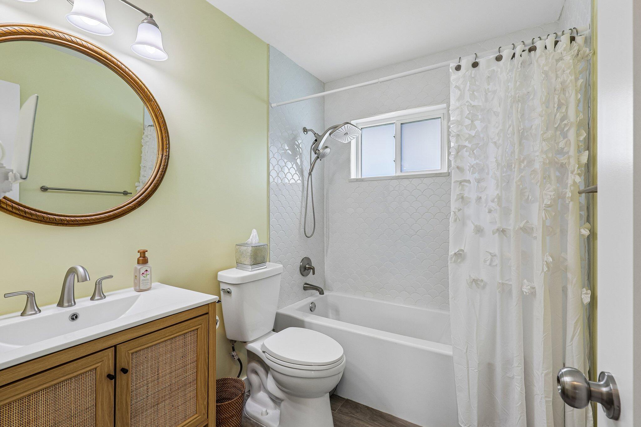 DEERFIELD BEACH GARDENS - Residential