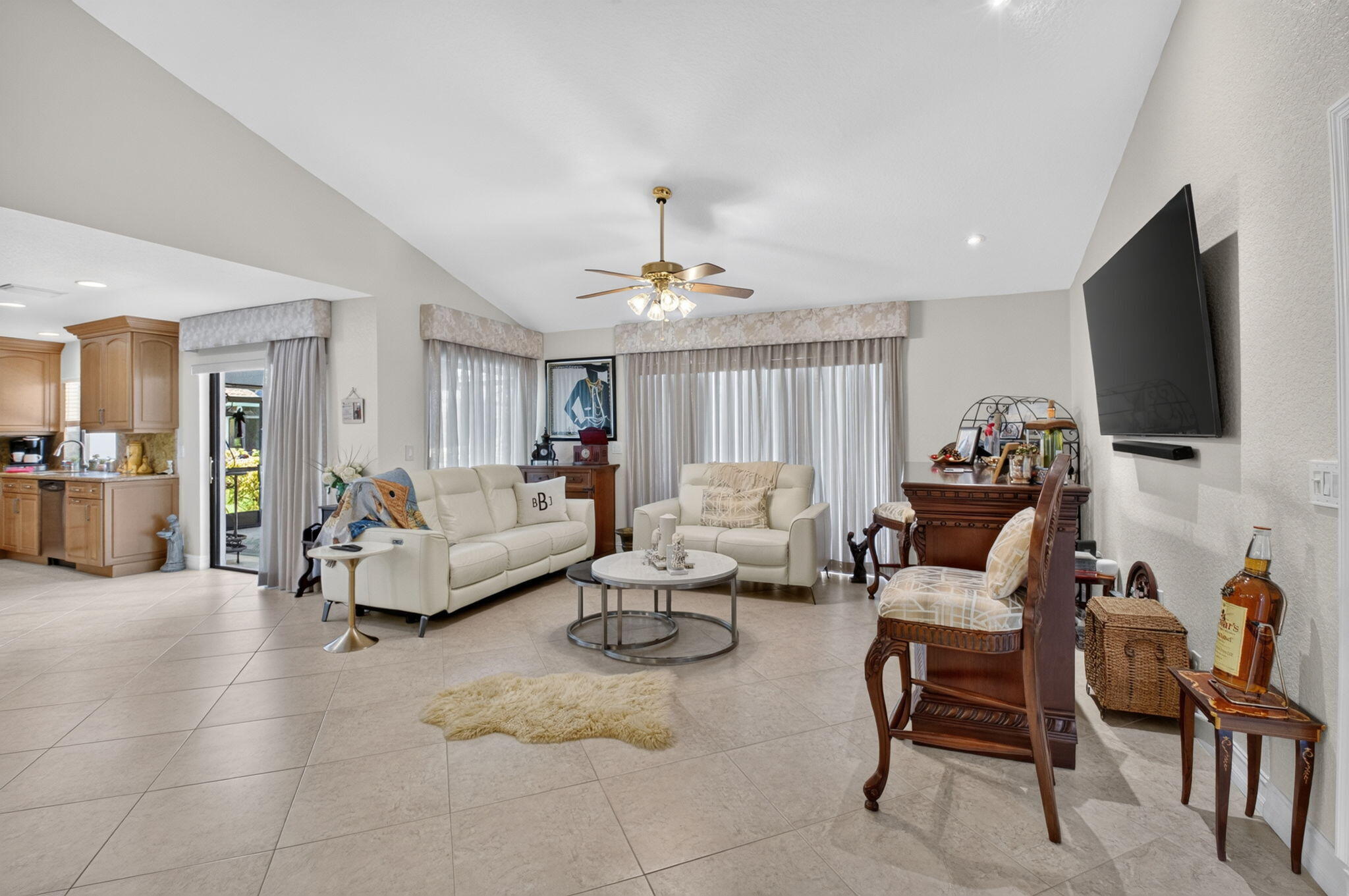 BOCA GREENS 6 - Residential