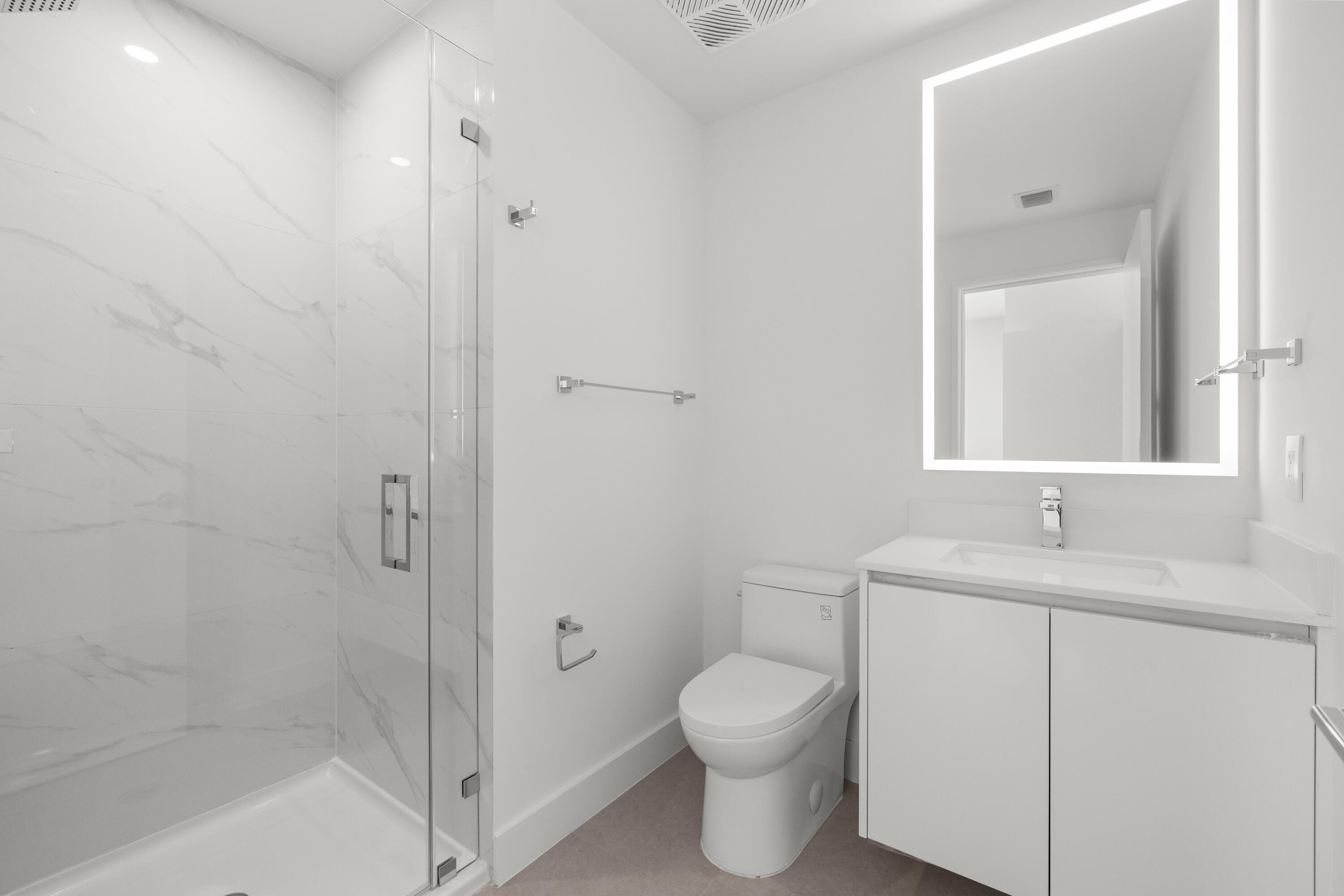 ARIA RESERVE SOUTH, A Condominium - Residential