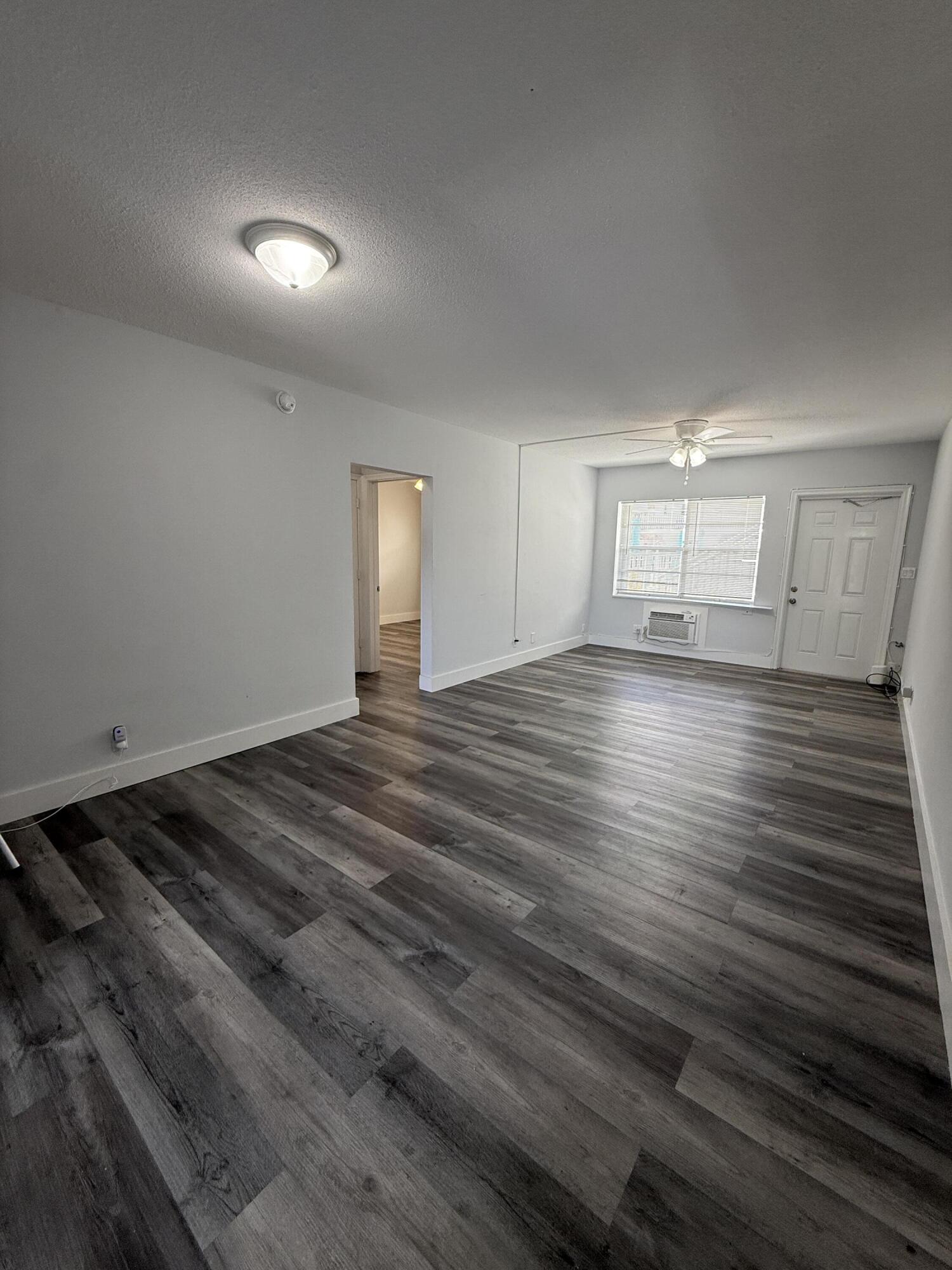 SUNLAND GARDEN APTS NUMBER TWO - Residential Lease