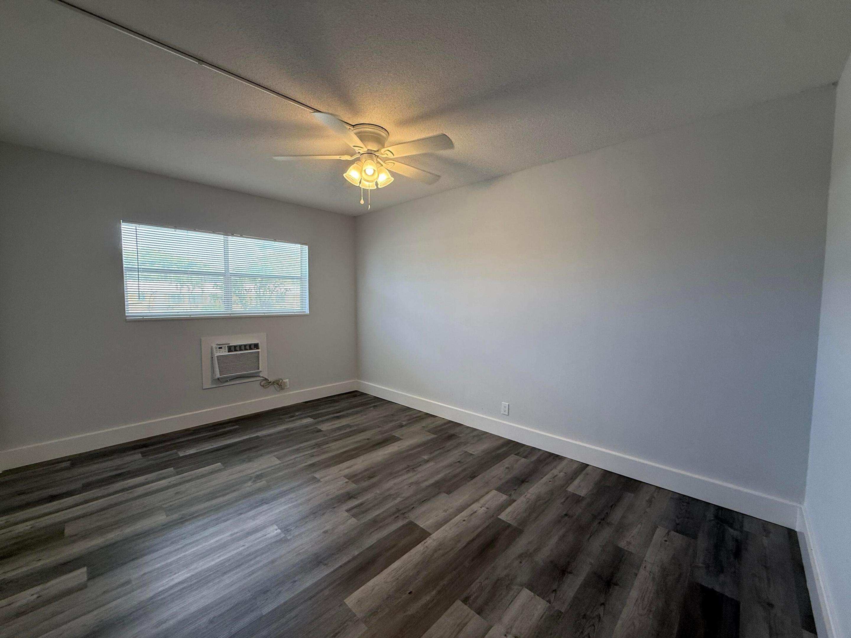 SUNLAND GARDEN APTS NUMBER TWO - Residential Lease