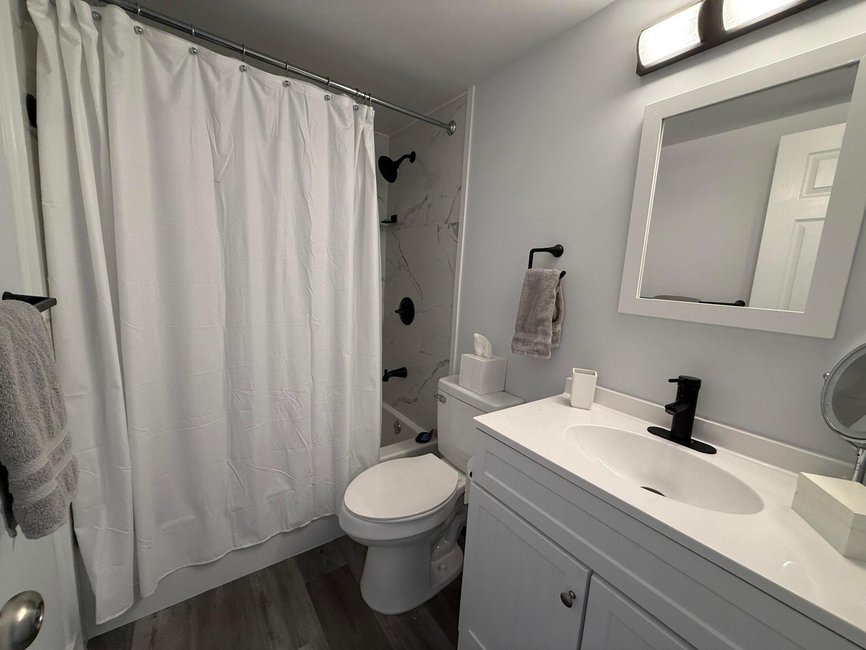 SUNLAND GARDEN APTS NUMBER TWO - Residential Lease