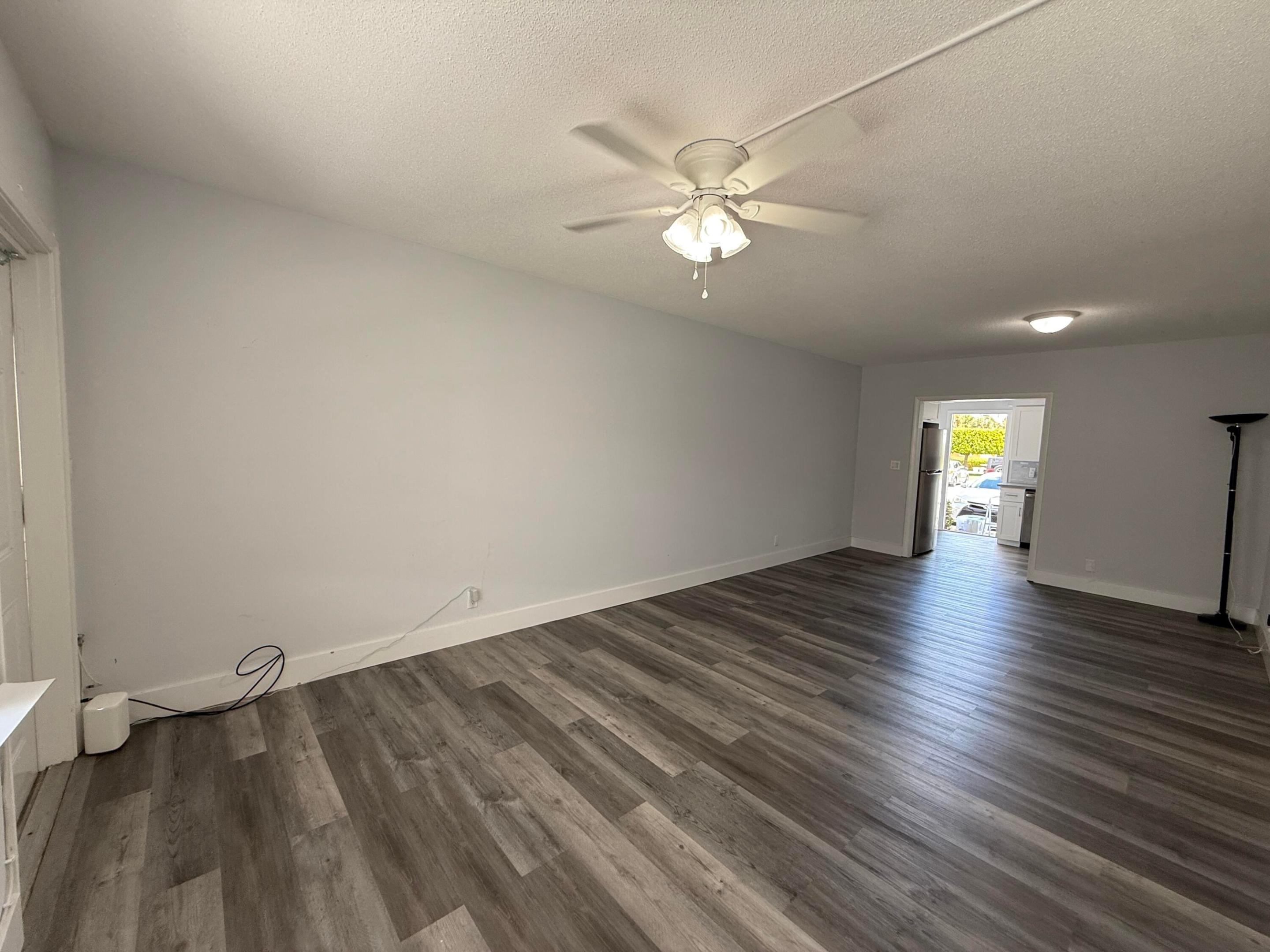 SUNLAND GARDEN APTS NUMBER TWO - Residential Lease