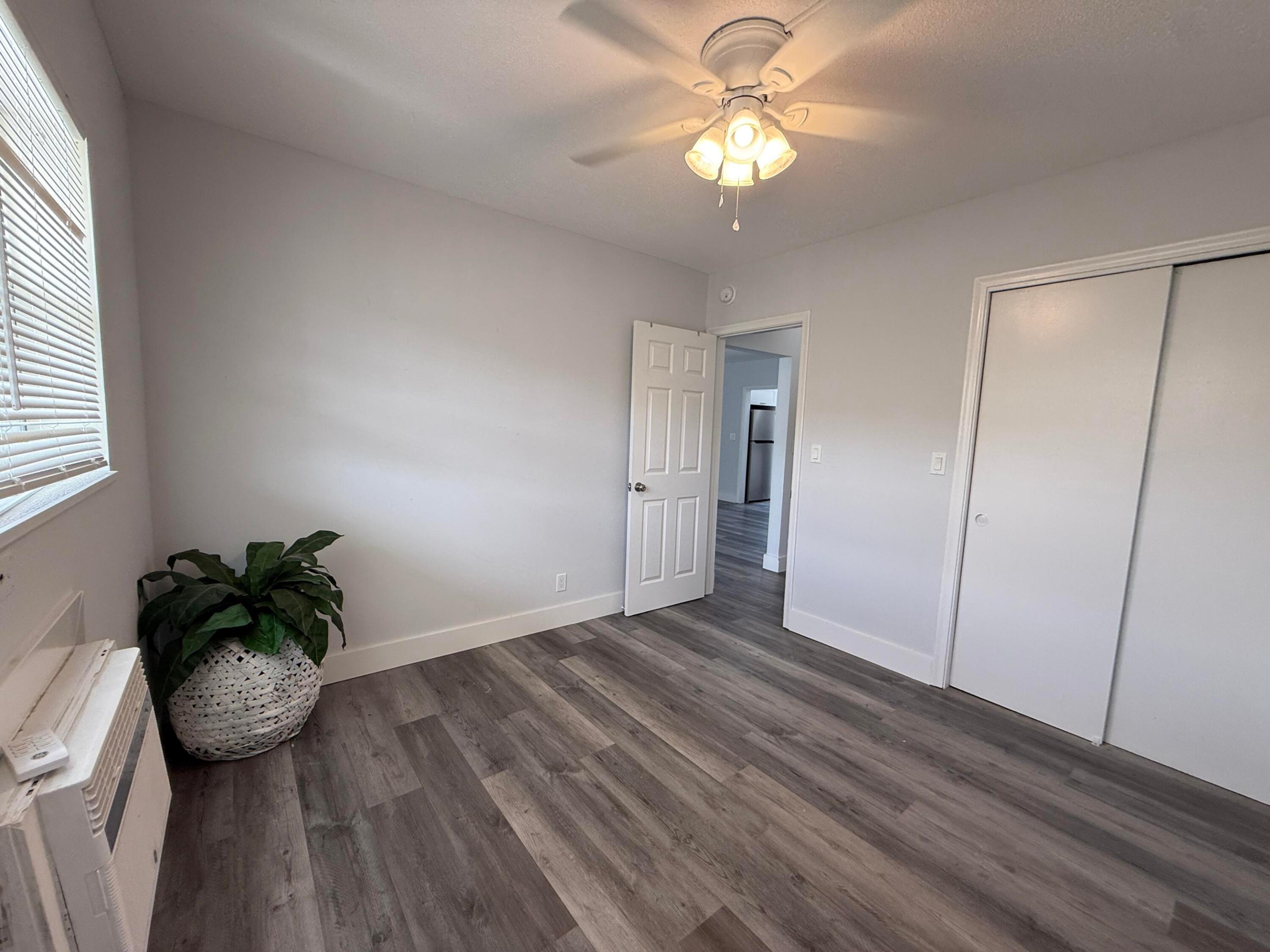 SUNLAND GARDEN APTS NUMBER TWO - Residential Lease
