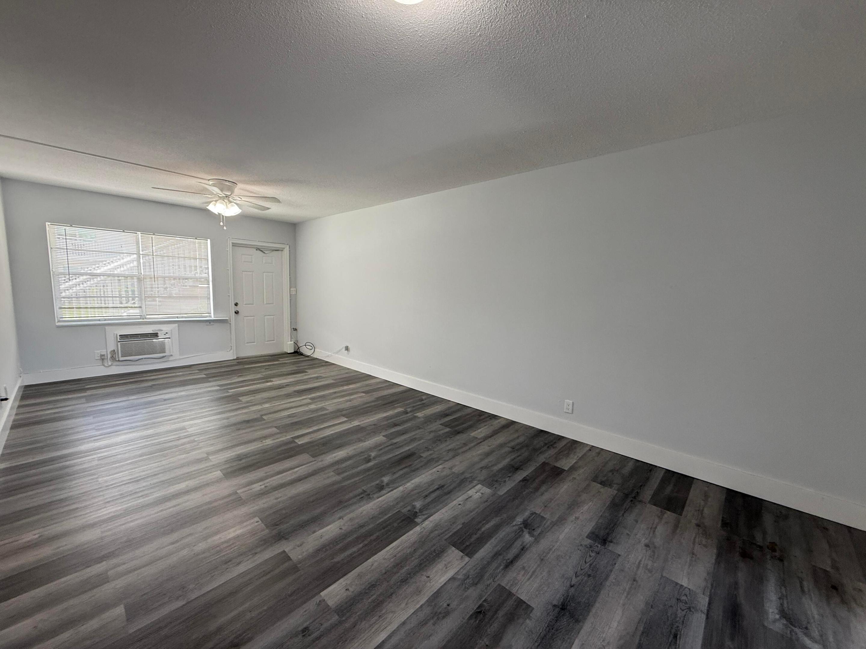 SUNLAND GARDEN APTS NUMBER TWO - Residential Lease