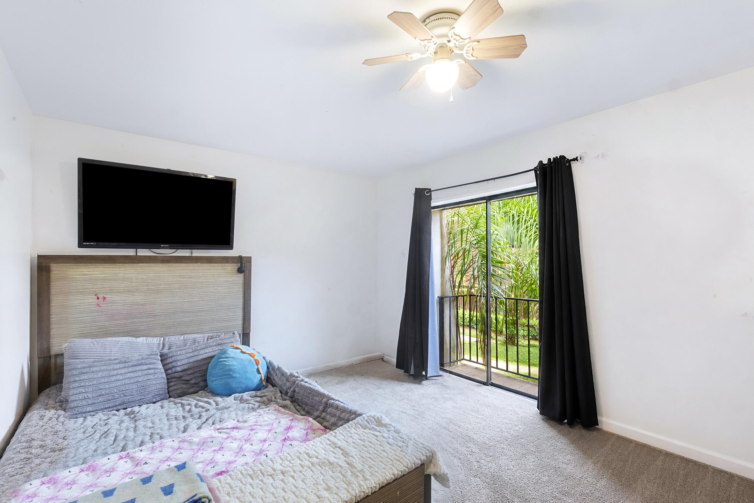 SHERWOOD LAKES - Residential