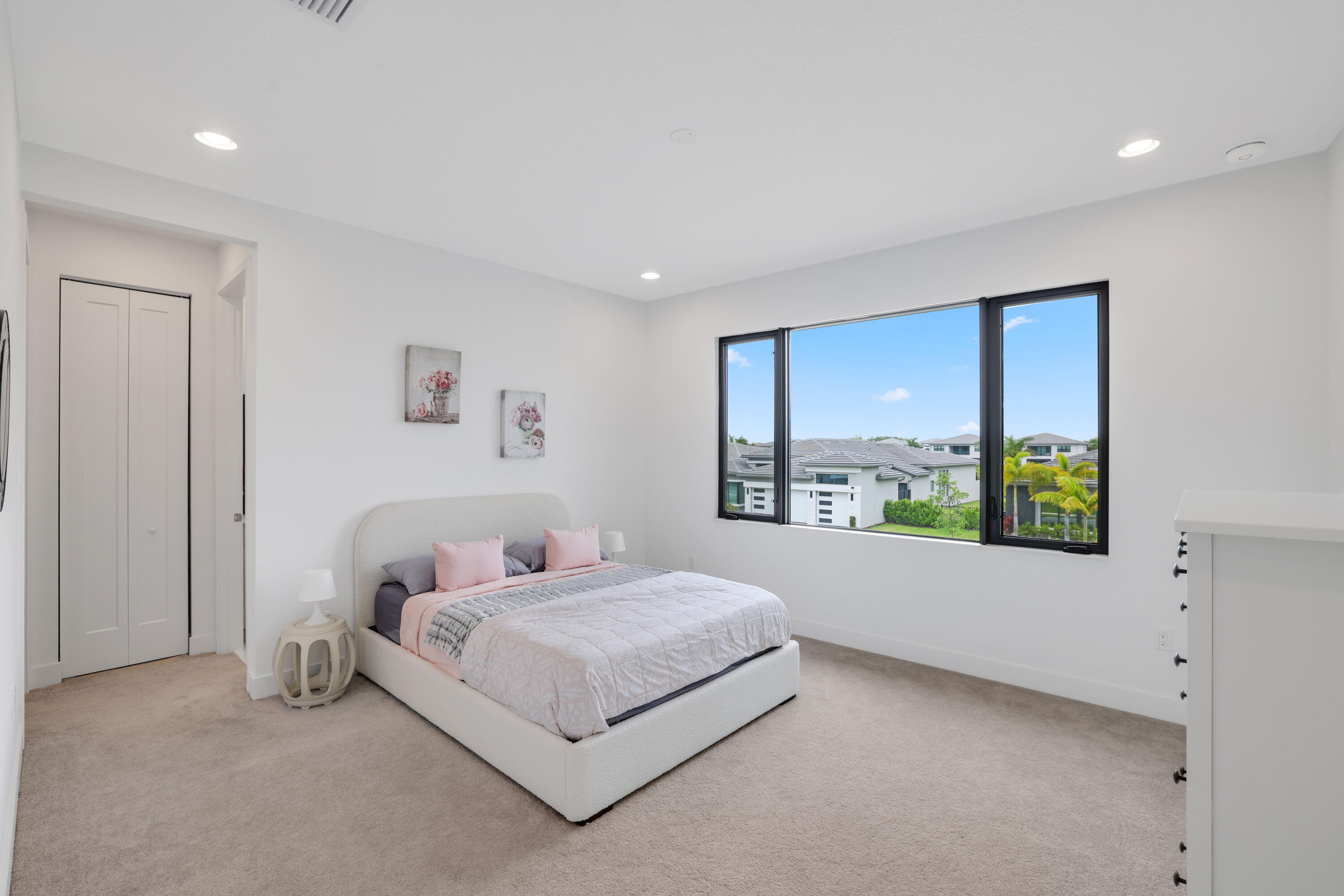 Lotus Palm - Residential