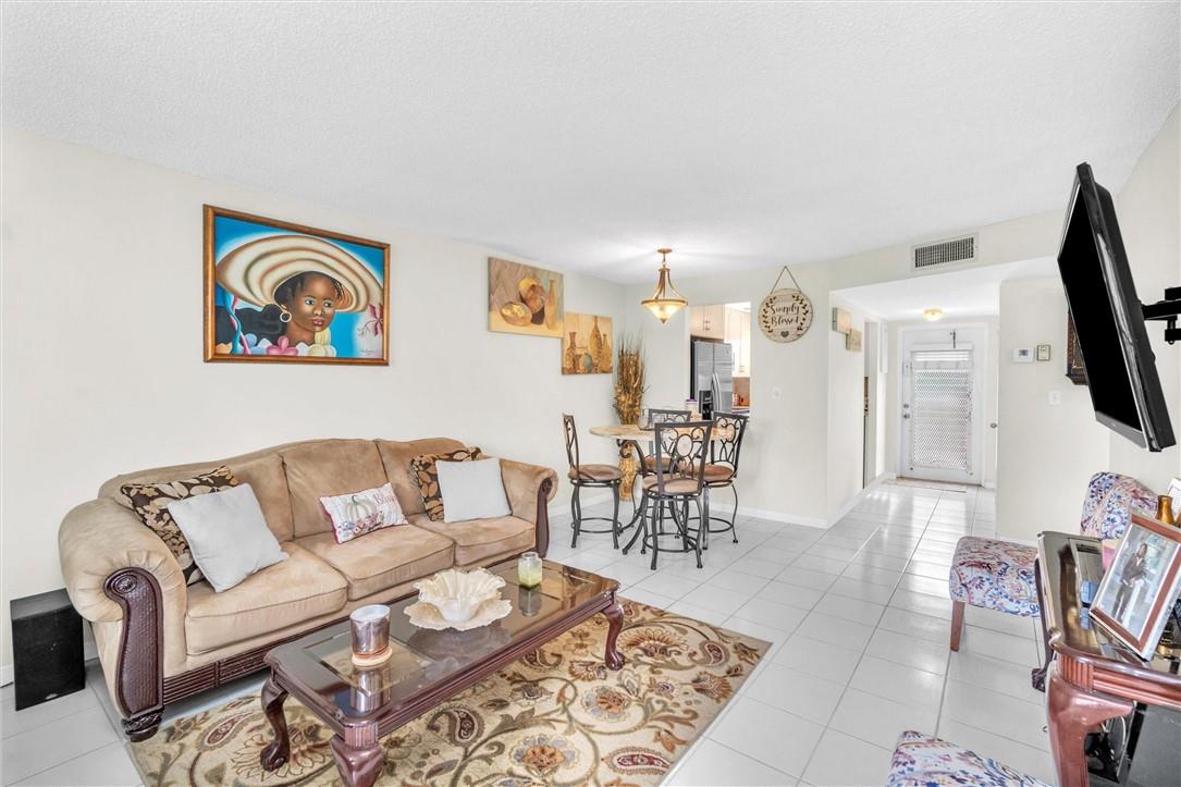 SUNRISE LAKES CONDO - Residential
