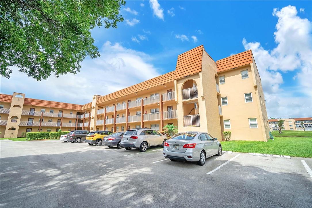 SUNRISE LAKES CONDO - Residential