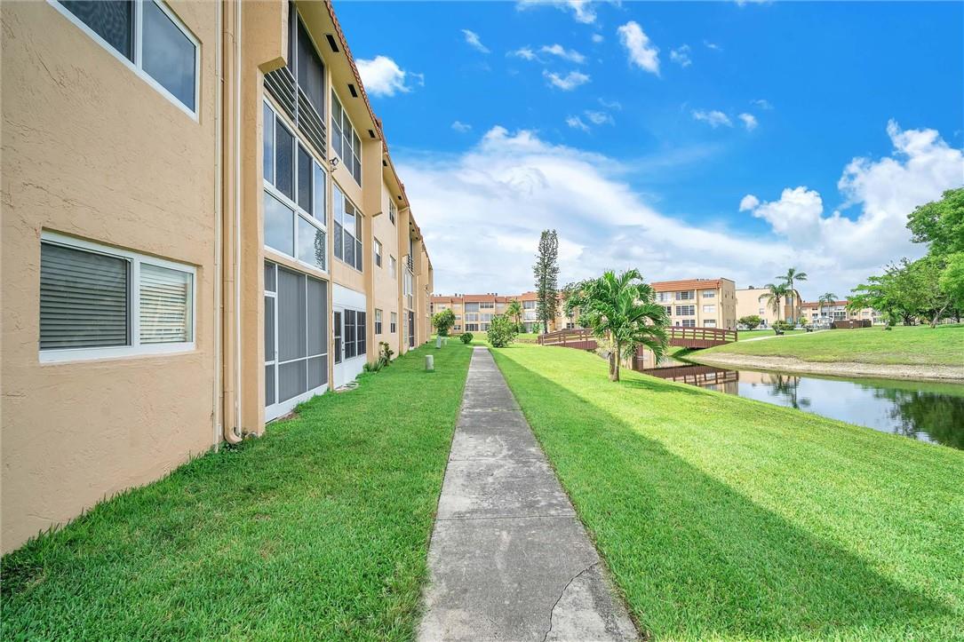 SUNRISE LAKES CONDO - Residential