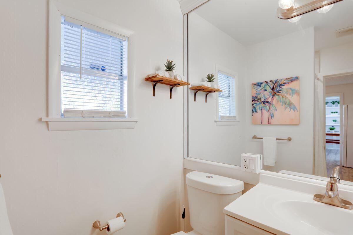 LAKE WORTH TOWN OF - Residential Lease