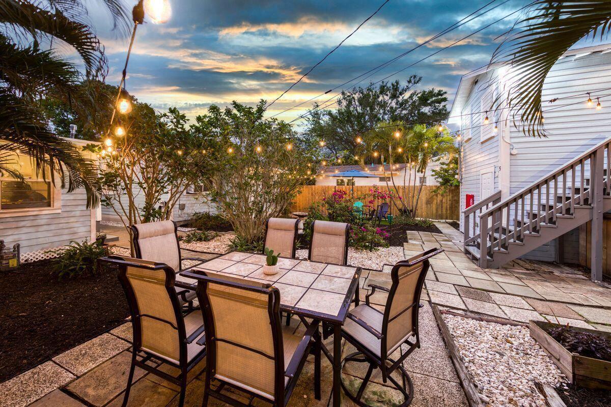 LAKE WORTH TOWN OF - Residential Lease