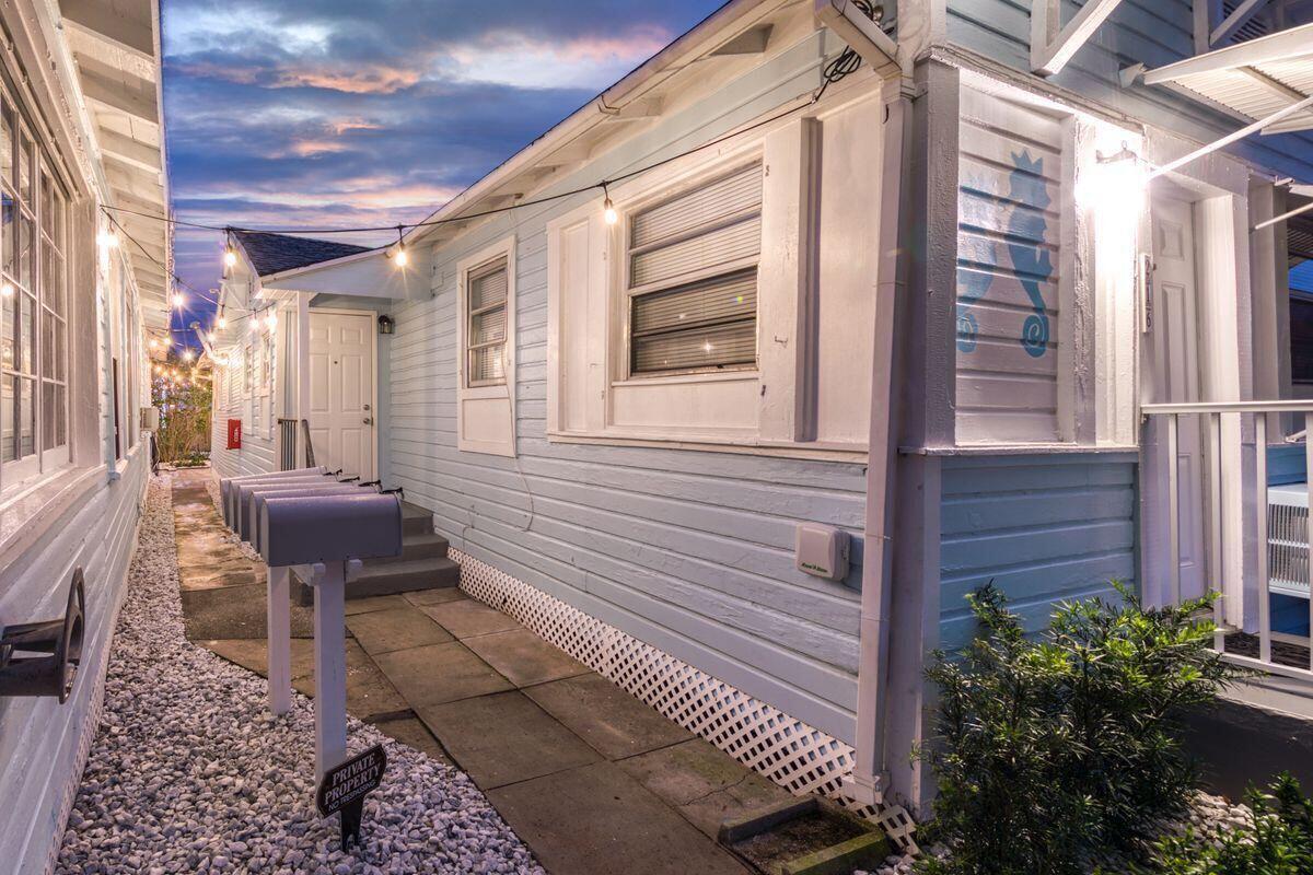 LAKE WORTH TOWN OF - Residential Lease