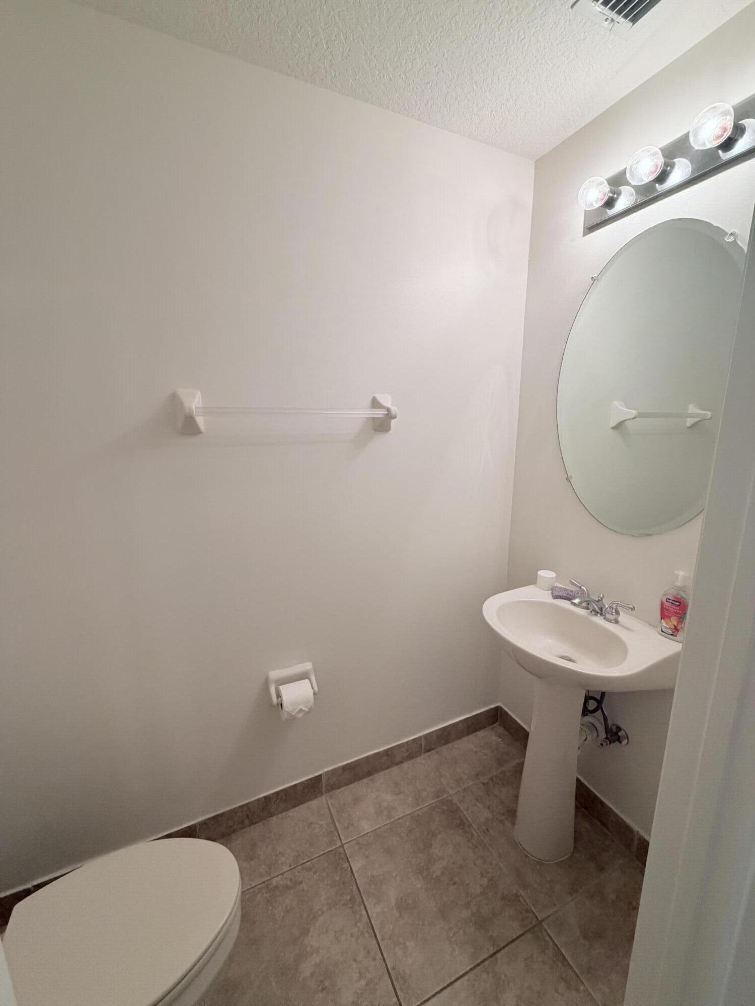 TEQUESTA CAY CONDO - Residential