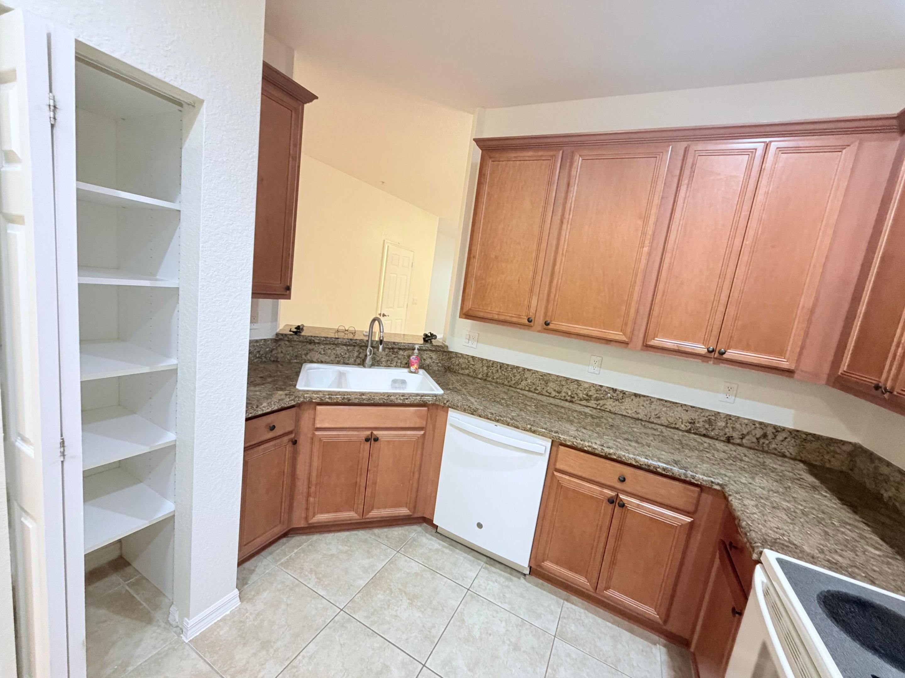 TEQUESTA CAY CONDO - Residential