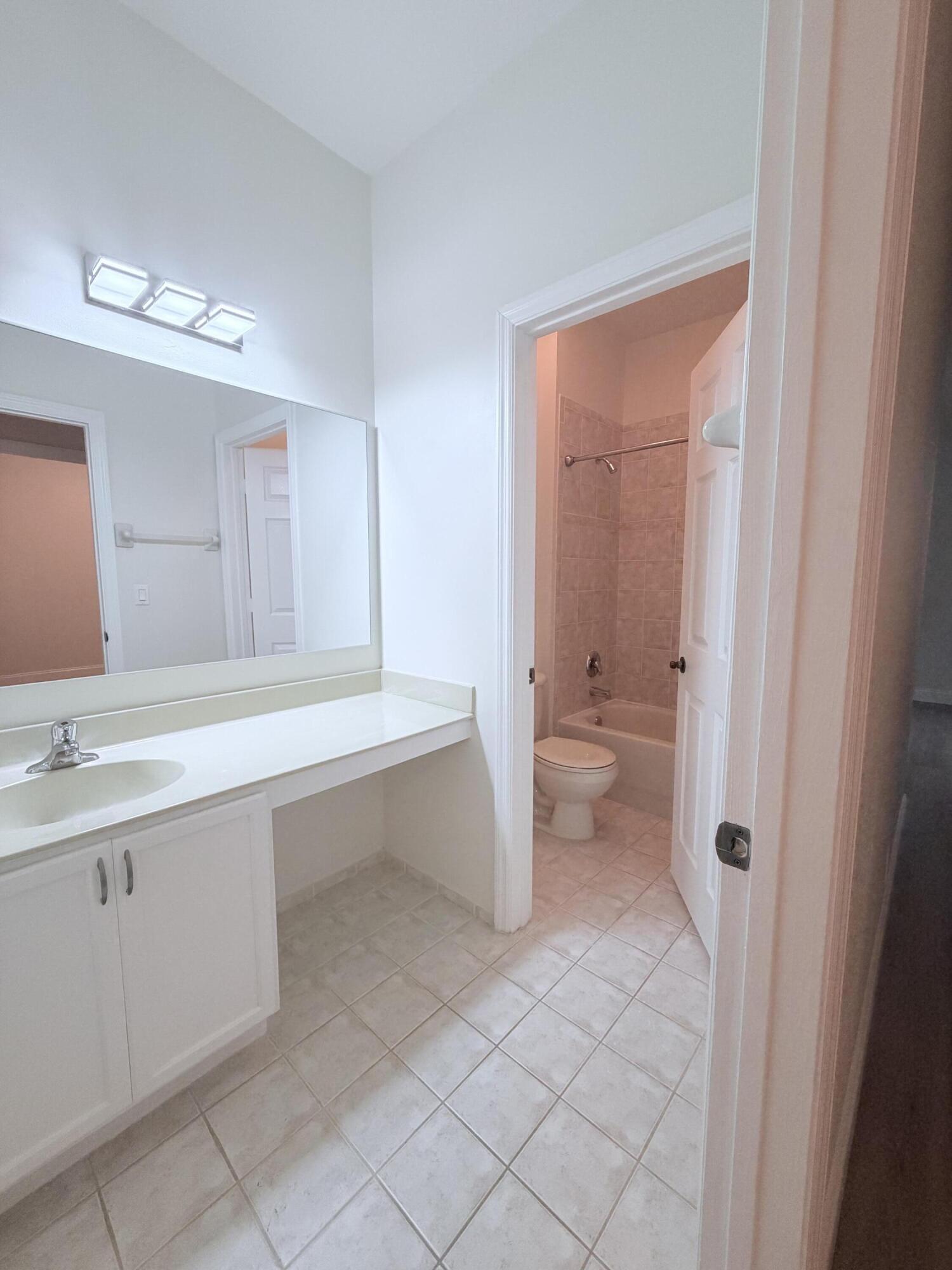 TEQUESTA CAY CONDO - Residential