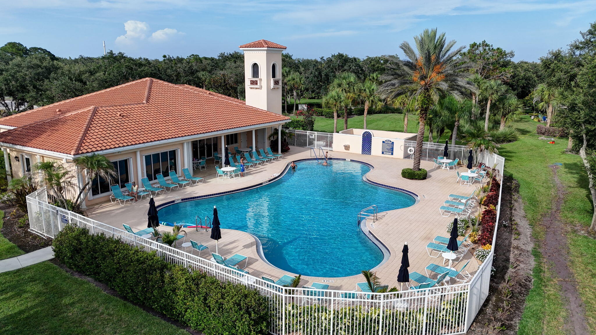 THE RETREAT - Residential