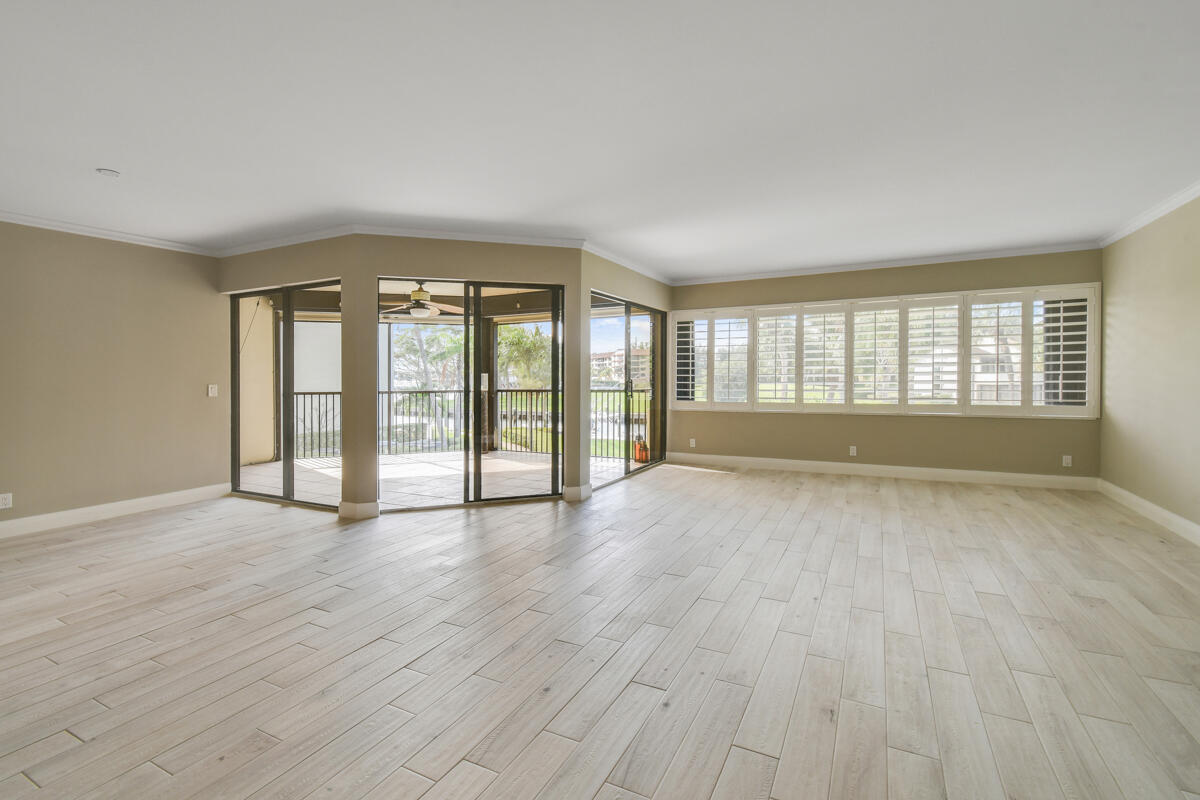 OLD PORT COVE HARBOR VILLAGE CONDO, Harbor Village - Residential