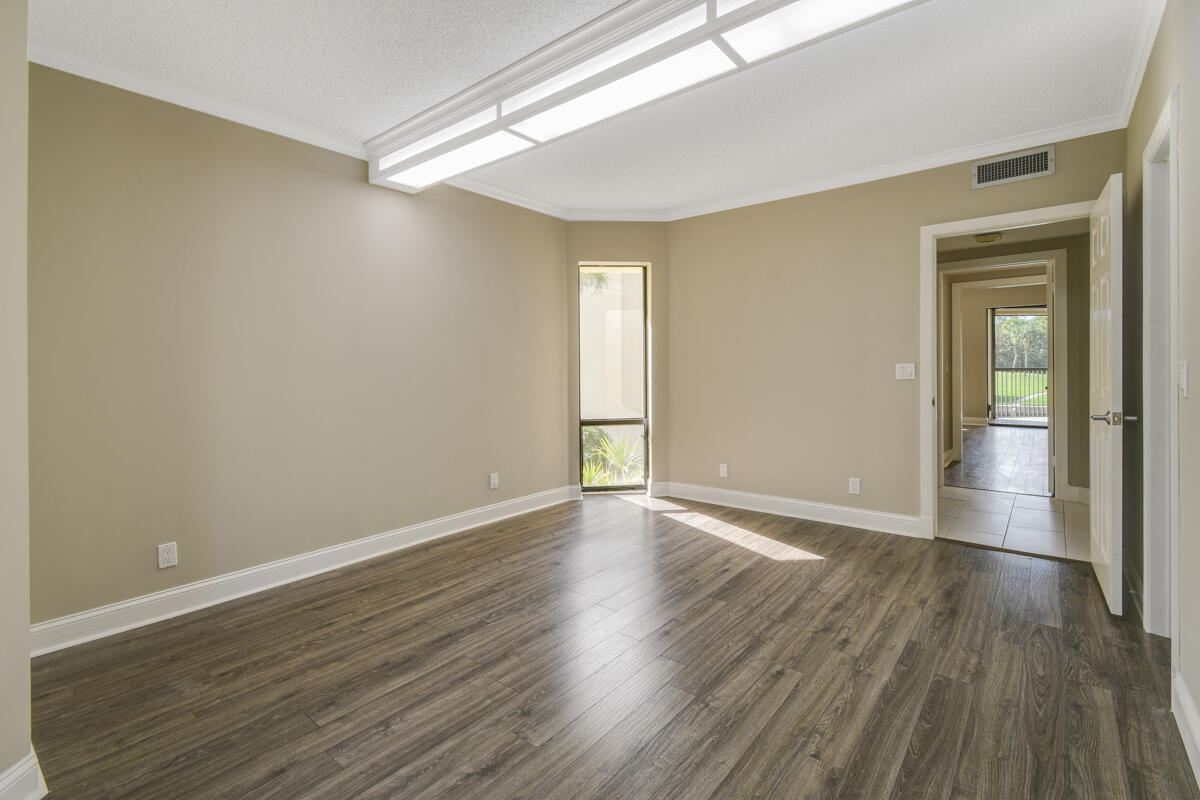 OLD PORT COVE HARBOR VILLAGE CONDO, Harbor Village - Residential