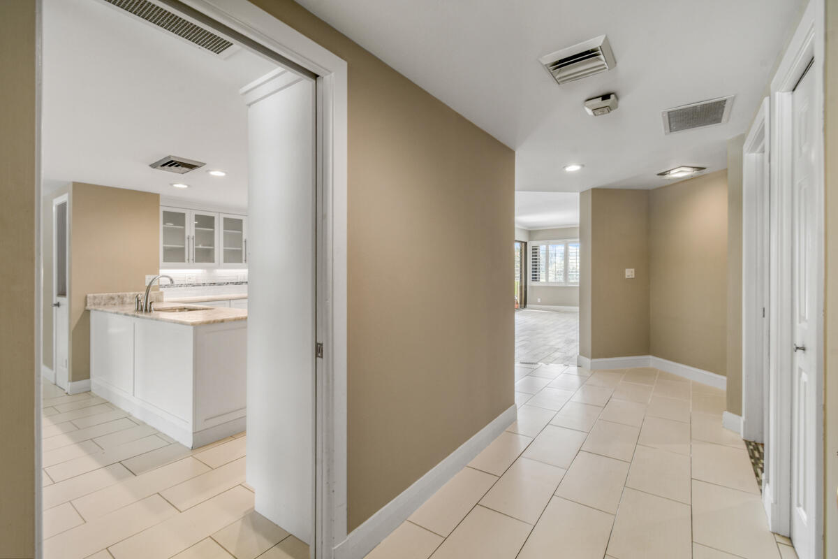 OLD PORT COVE HARBOR VILLAGE CONDO, Harbor Village - Residential