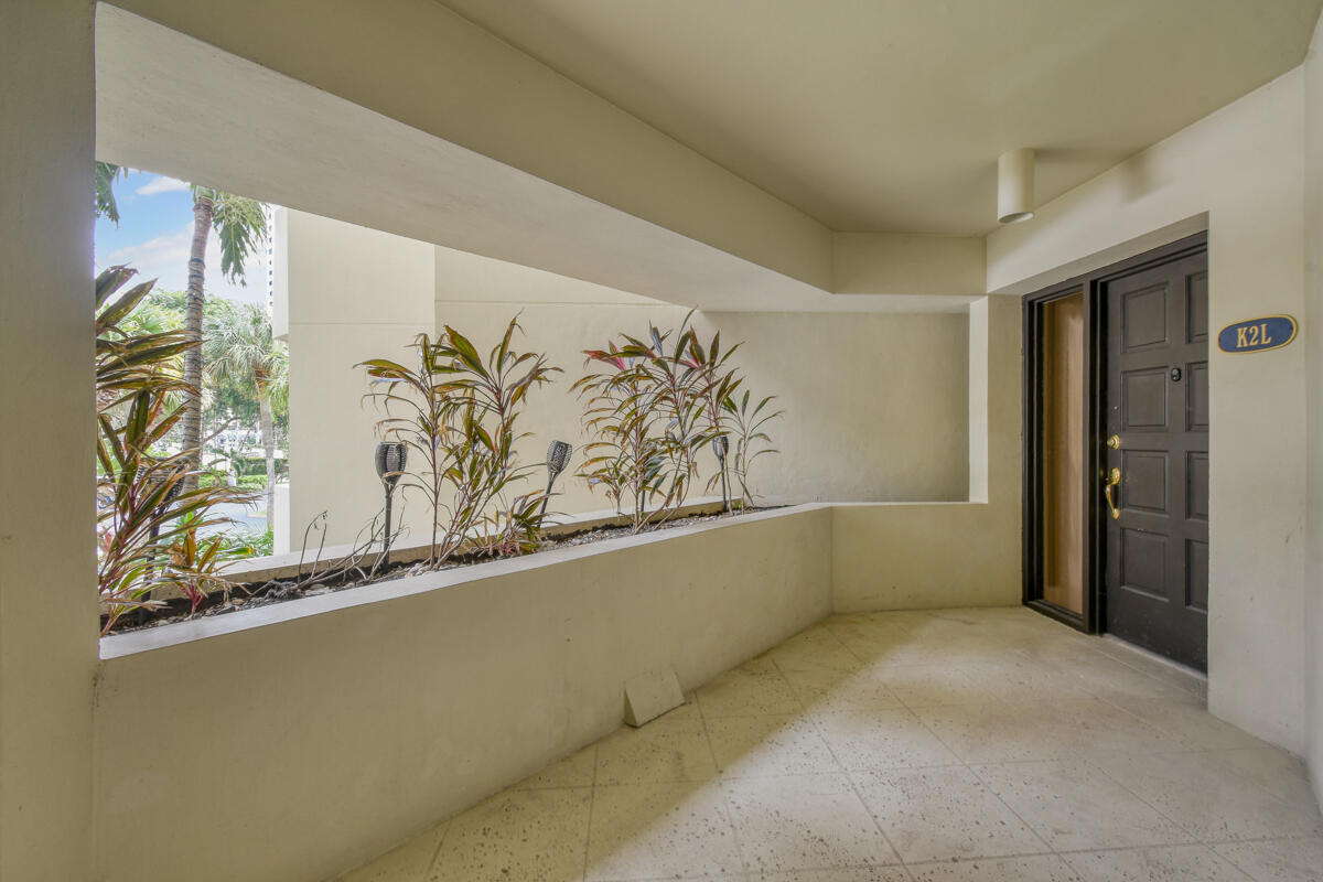 OLD PORT COVE HARBOR VILLAGE CONDO, Harbor Village - Residential