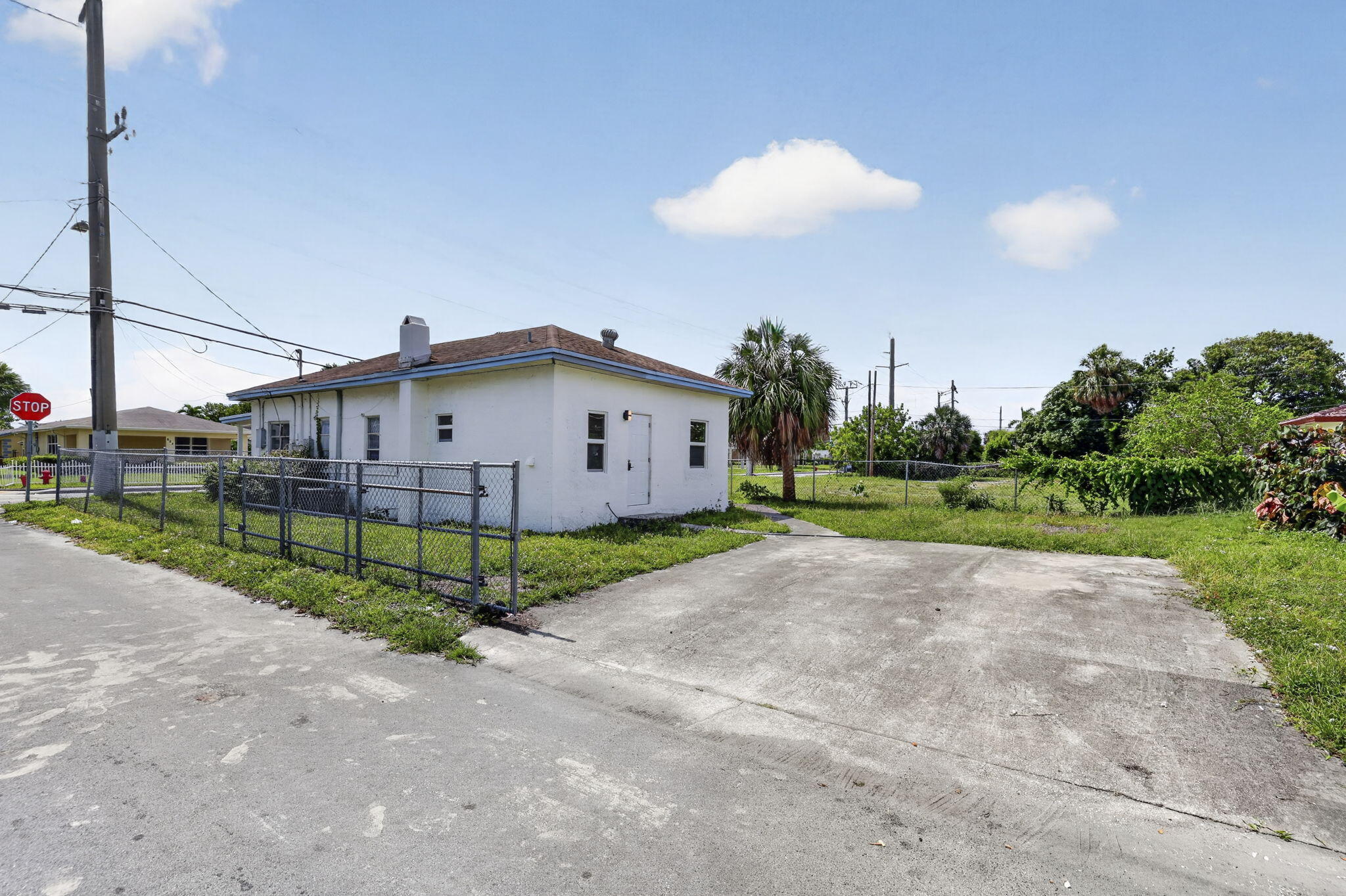 J W NEELEYS - Residential Income