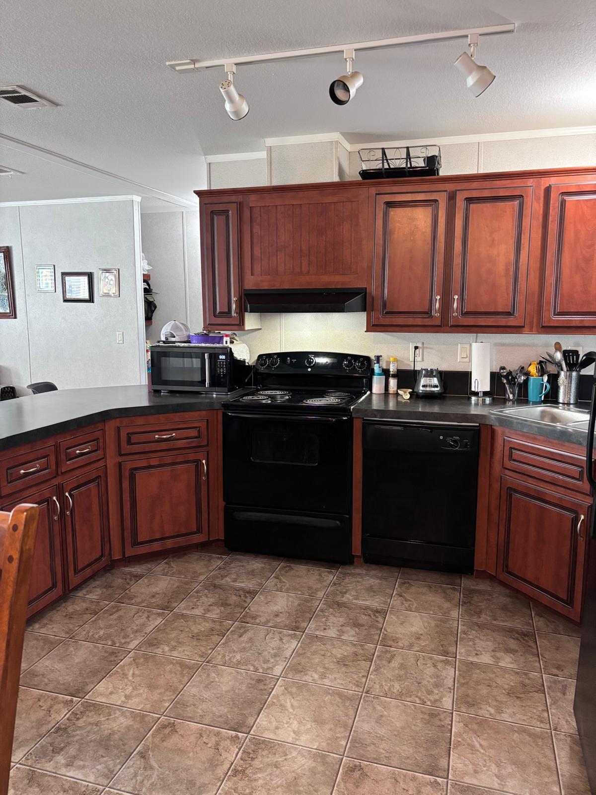 TREASURE ISLAND UNIT 11 - Residential