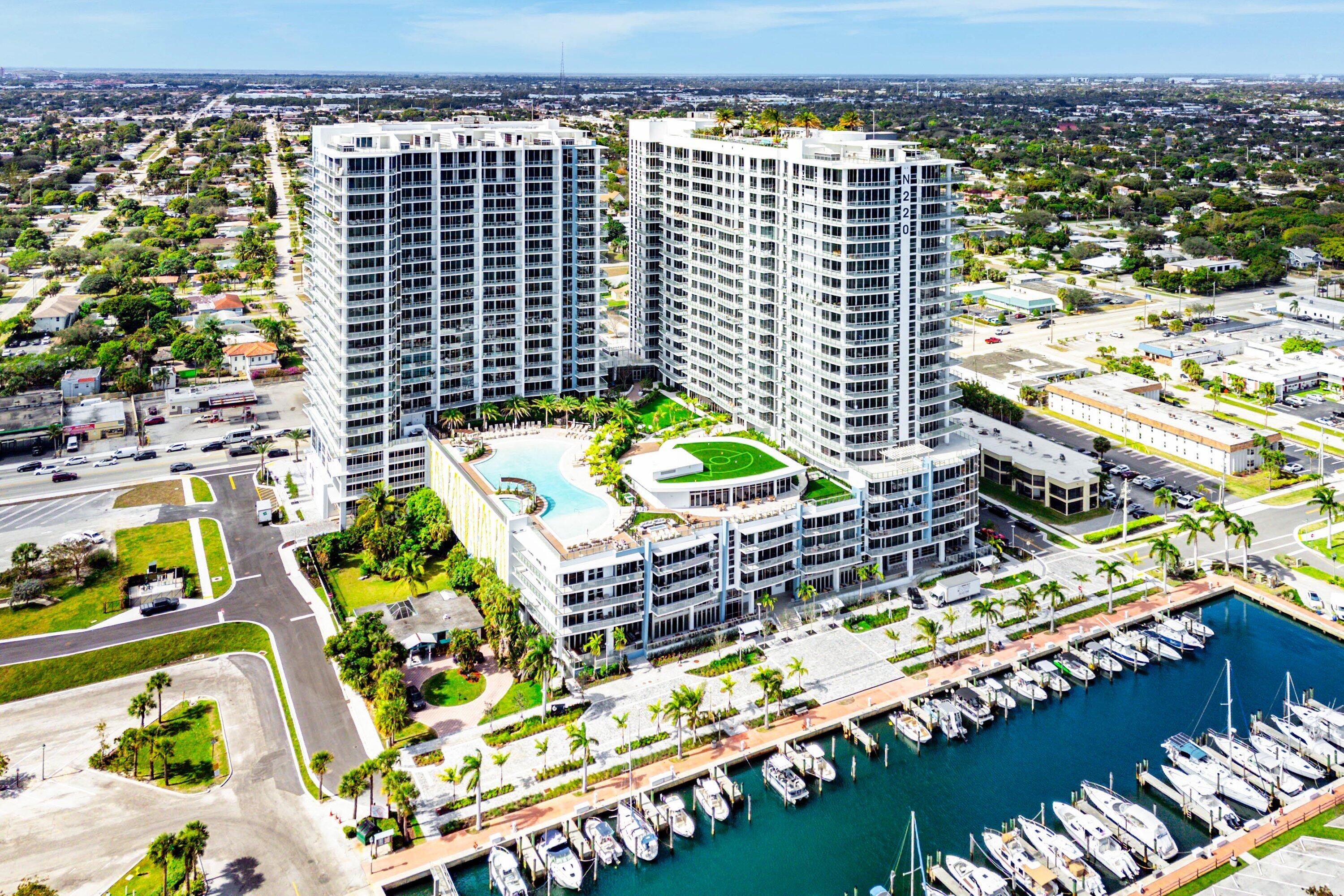 NAUTILUS 220 CONDO - Residential