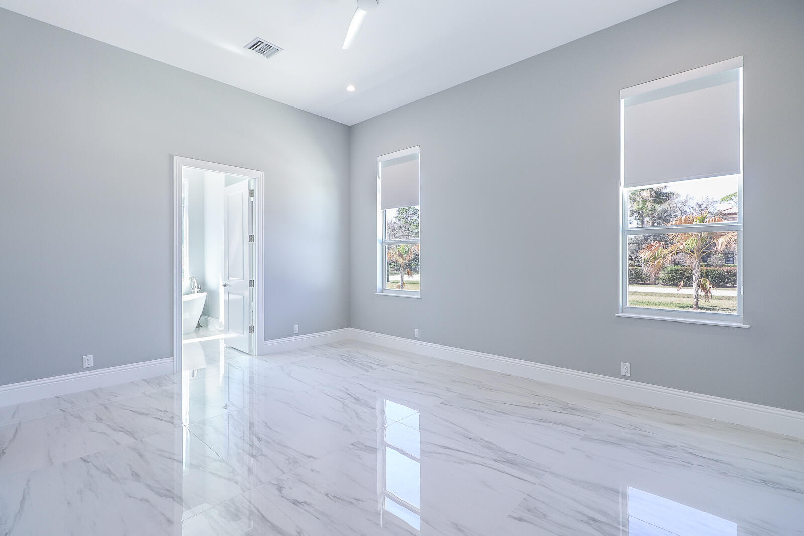 Palm Beach Country Estates - Residential